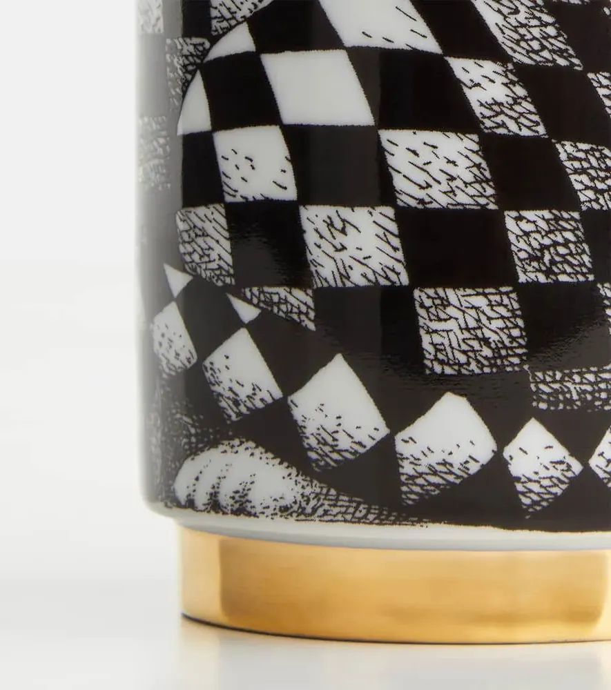 High Fidelity Scented Candle - Black, Porcelain