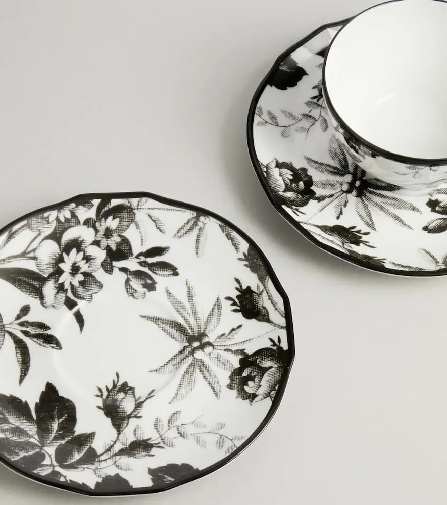 Herbarium Set of 2 Teacups and Saucers - Black, Porcelain