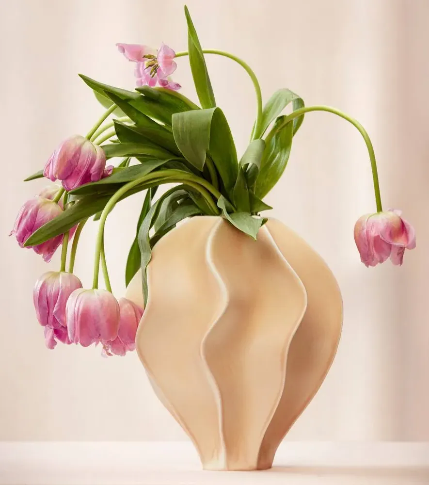 Douro Medium Porcelain Vase - Beige