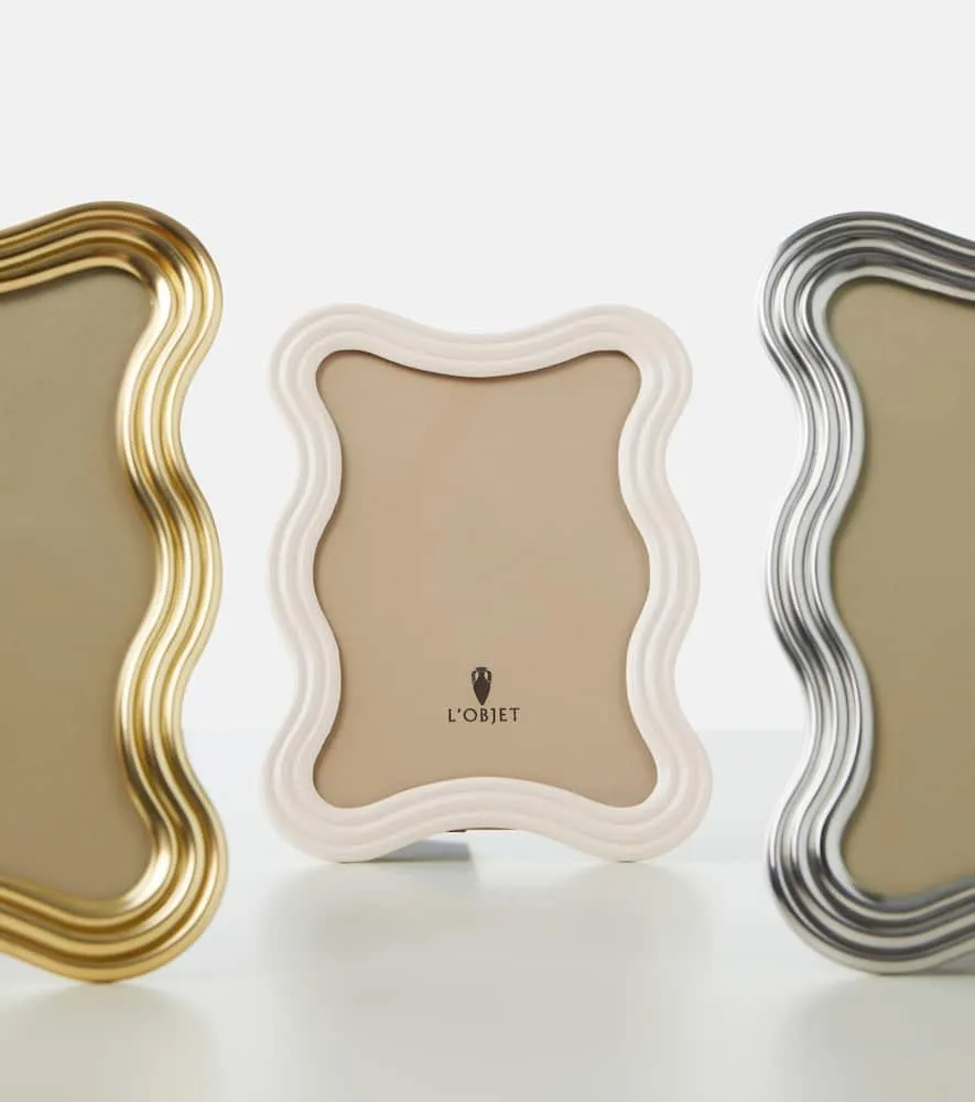 Ripple Picture Frame - White, Enamel