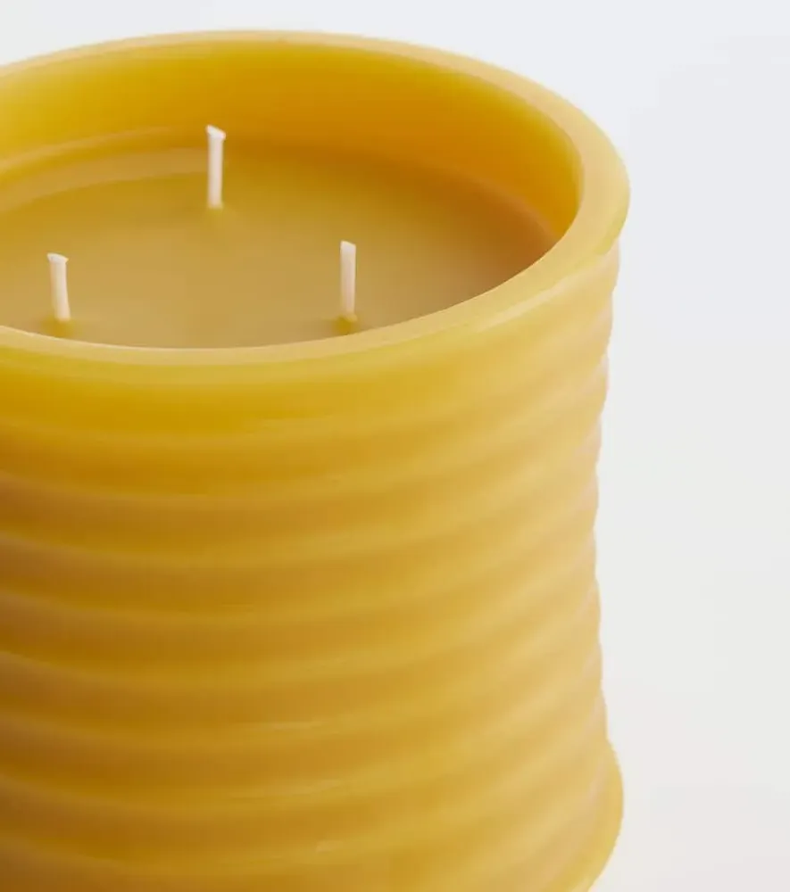 Beeswax Honey Medium Scented Candle - Yellow