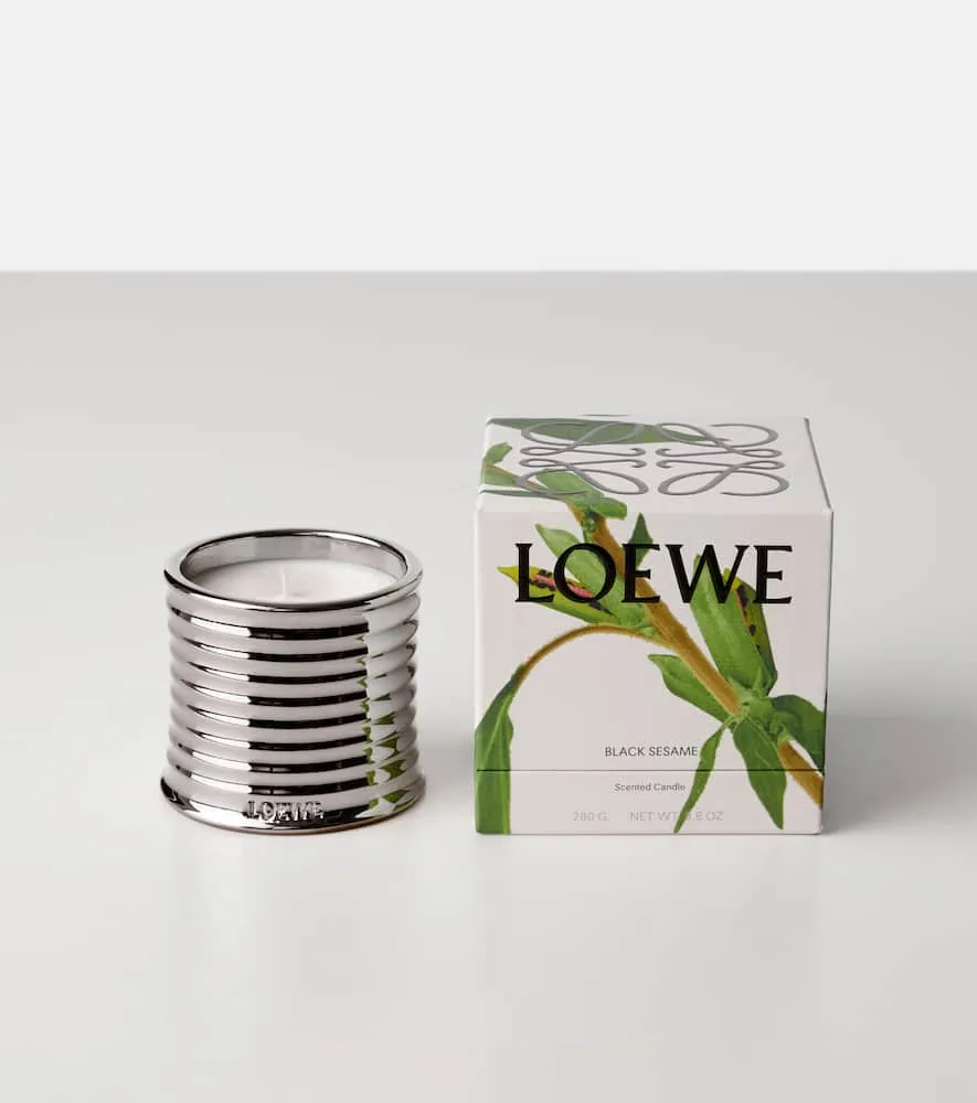 Black Sesame Medium Scented Candle - Silver, Wax image