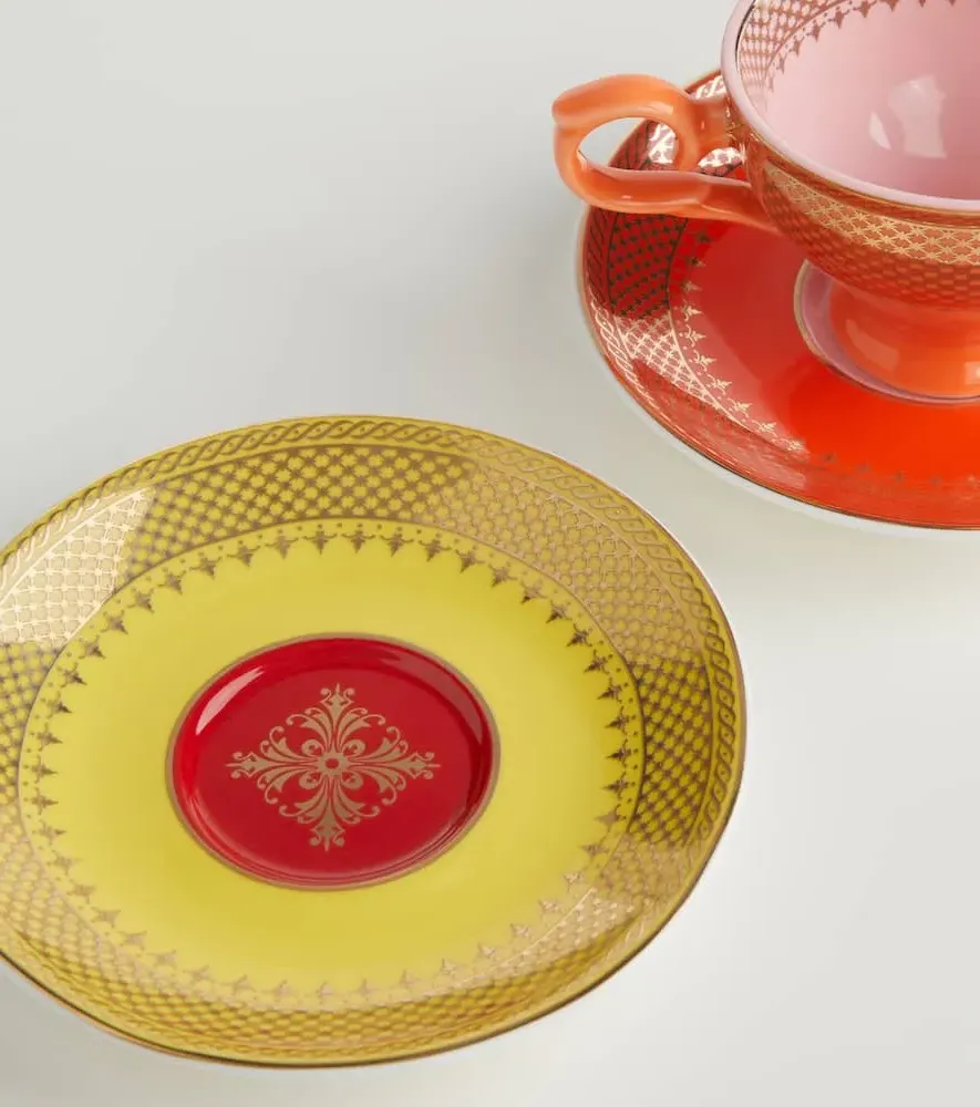 Grandma Set of 4 Espresso Cups and Saucers - Multicolor image