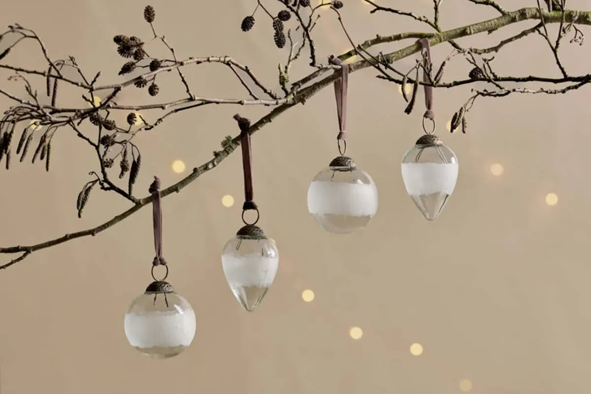 Anara Etched Bauble Set of 4 - Clear product