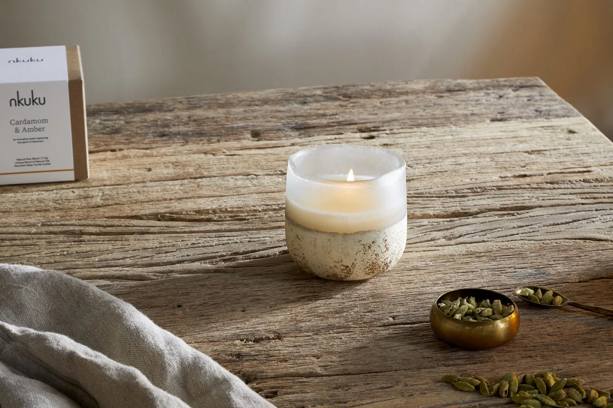 Cardamom & Amber 1 Wick Scented Candle - Aged Smoke image