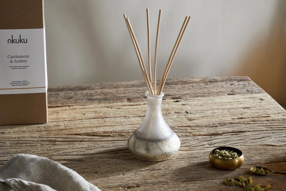 Cardamom & Amber Reed Diffuser - Aged Smoke image