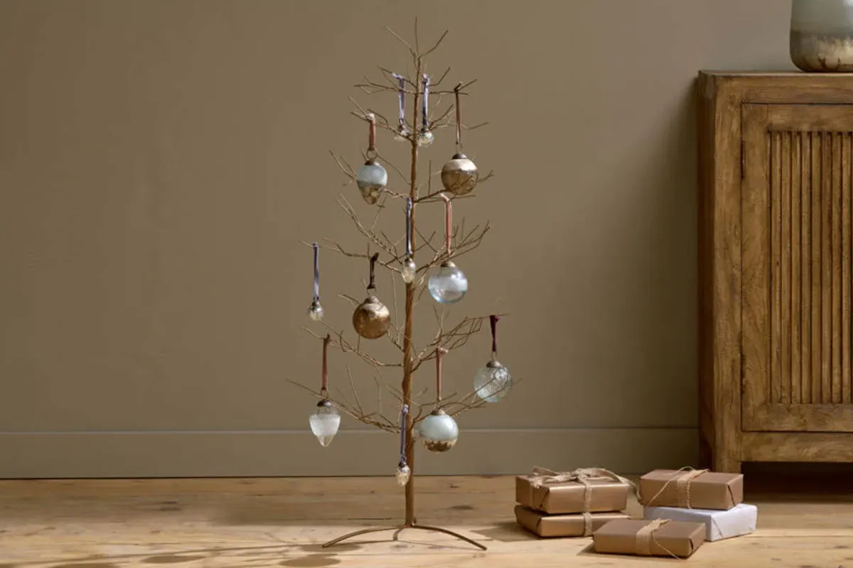 Charida Small Wire Christmas Tree - Rust product