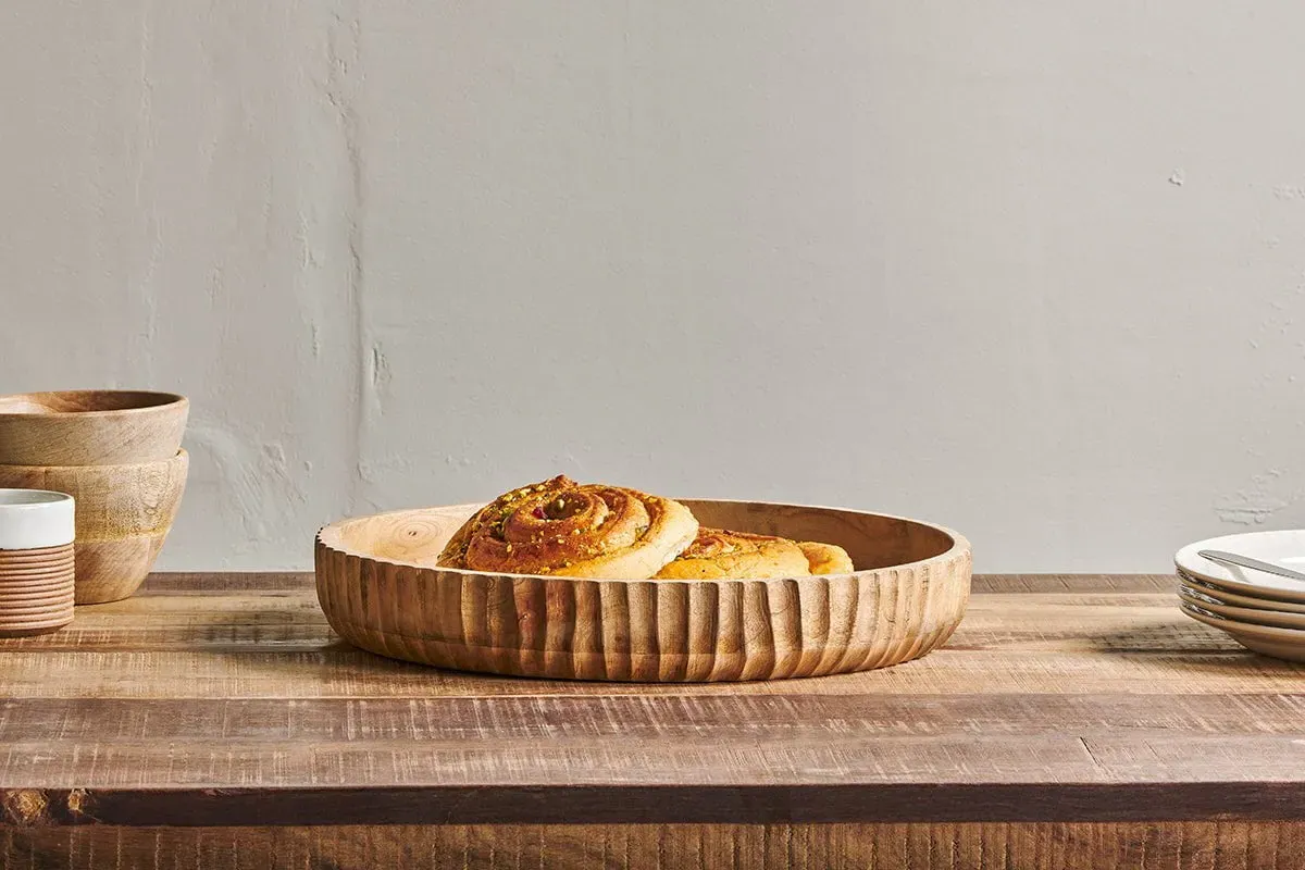 Gavivi Large Serving Bowl - Natural, Mango Wood