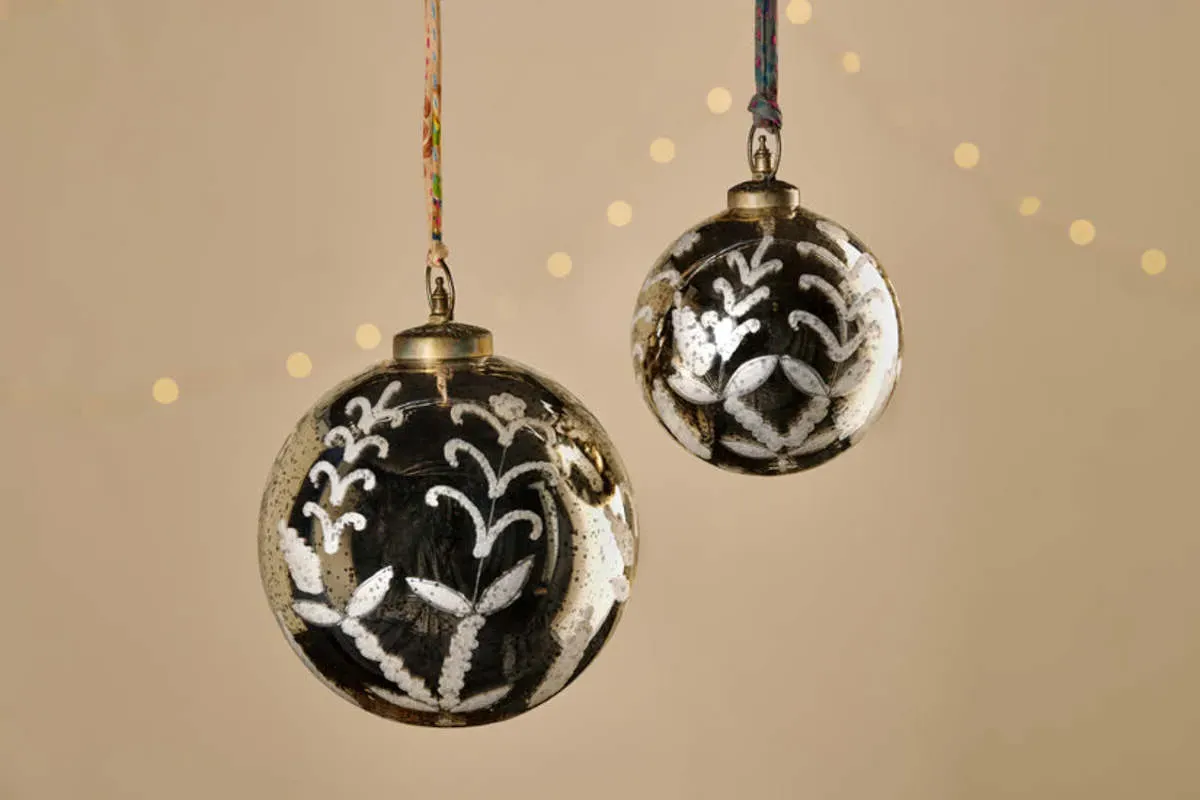 Giant Bauble Small 15cm Christmas Decoration - Antique Gold, Glass product