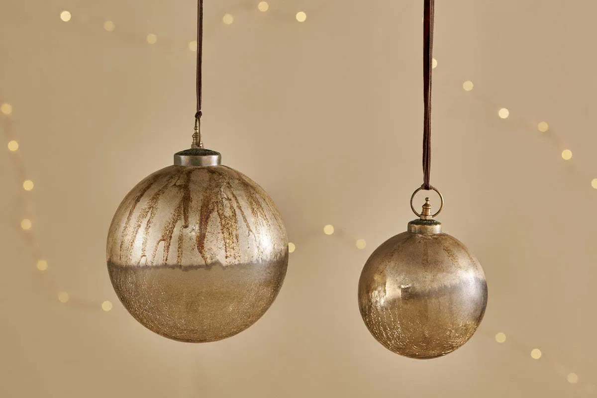 Konara Giant Bauble Small - Gold Crackle product