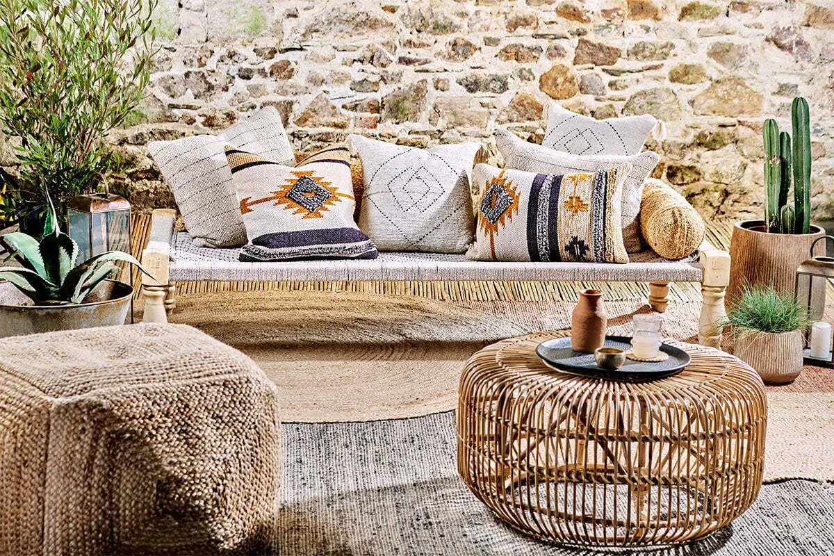 Kutumba Mango Wood Day Bed - Natural product
