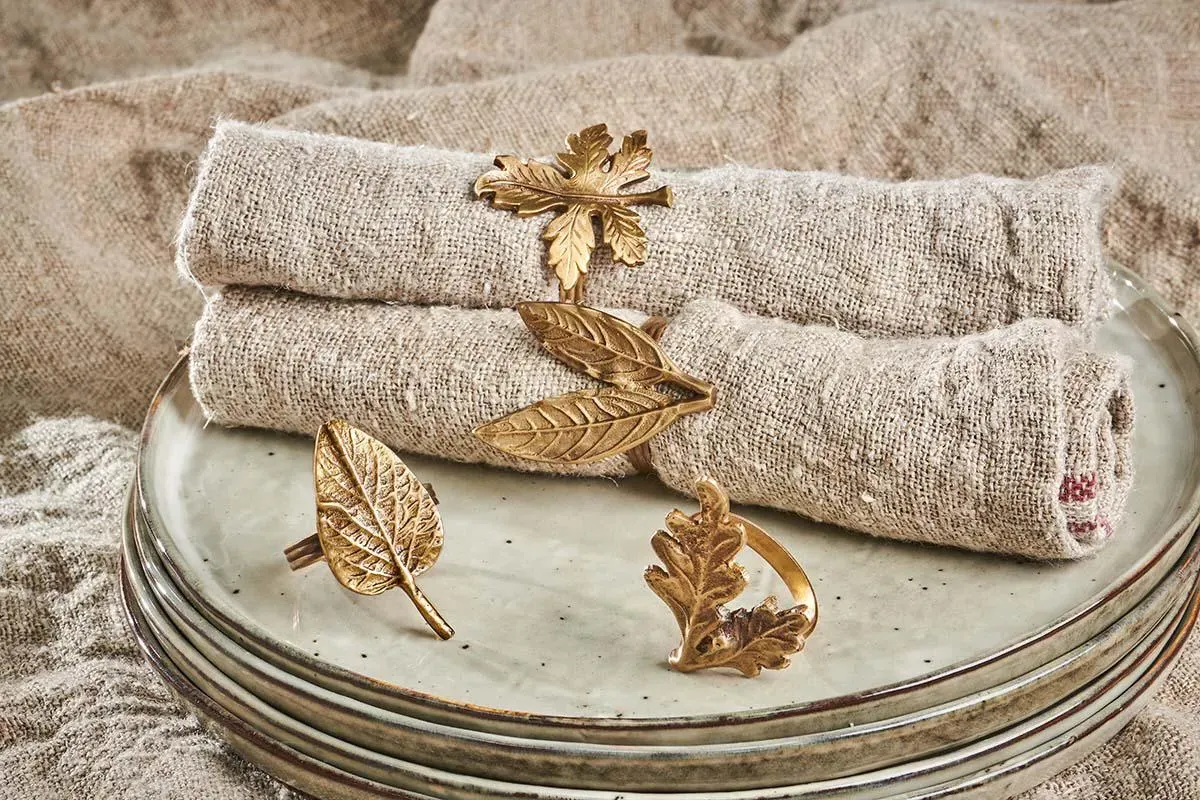 Leaf Napkin Rings Set of 4 - Antique Brass