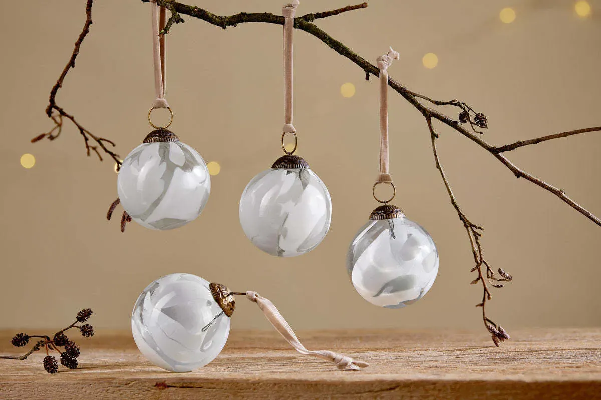 Lohara Christmas Baubles Set of 4 - White, Glass product