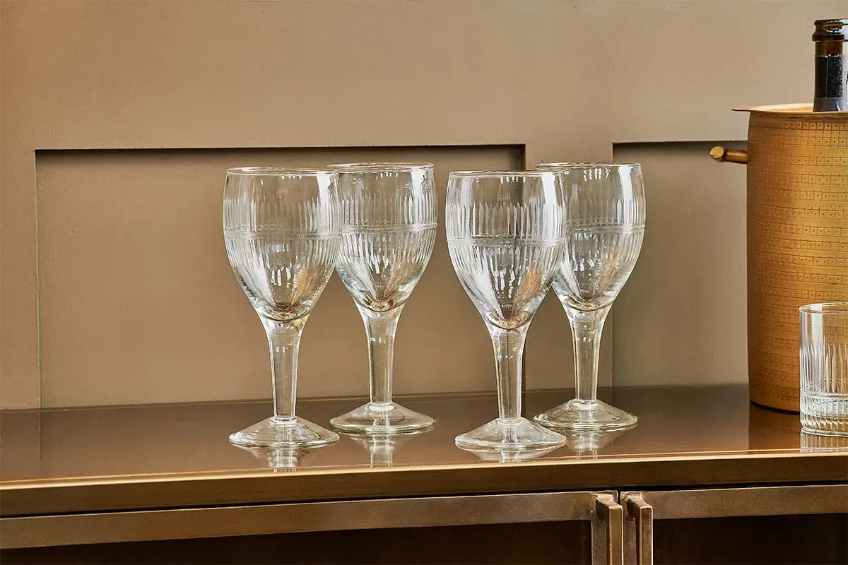 Mila Wine Glass Set of 4 - Clear