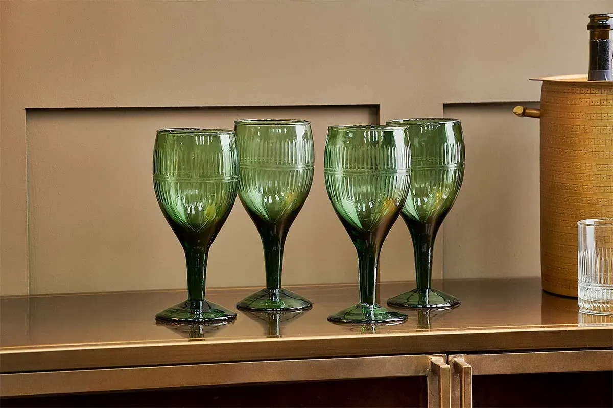 Mila Wine Glass Set of 4 - Dark Emerald