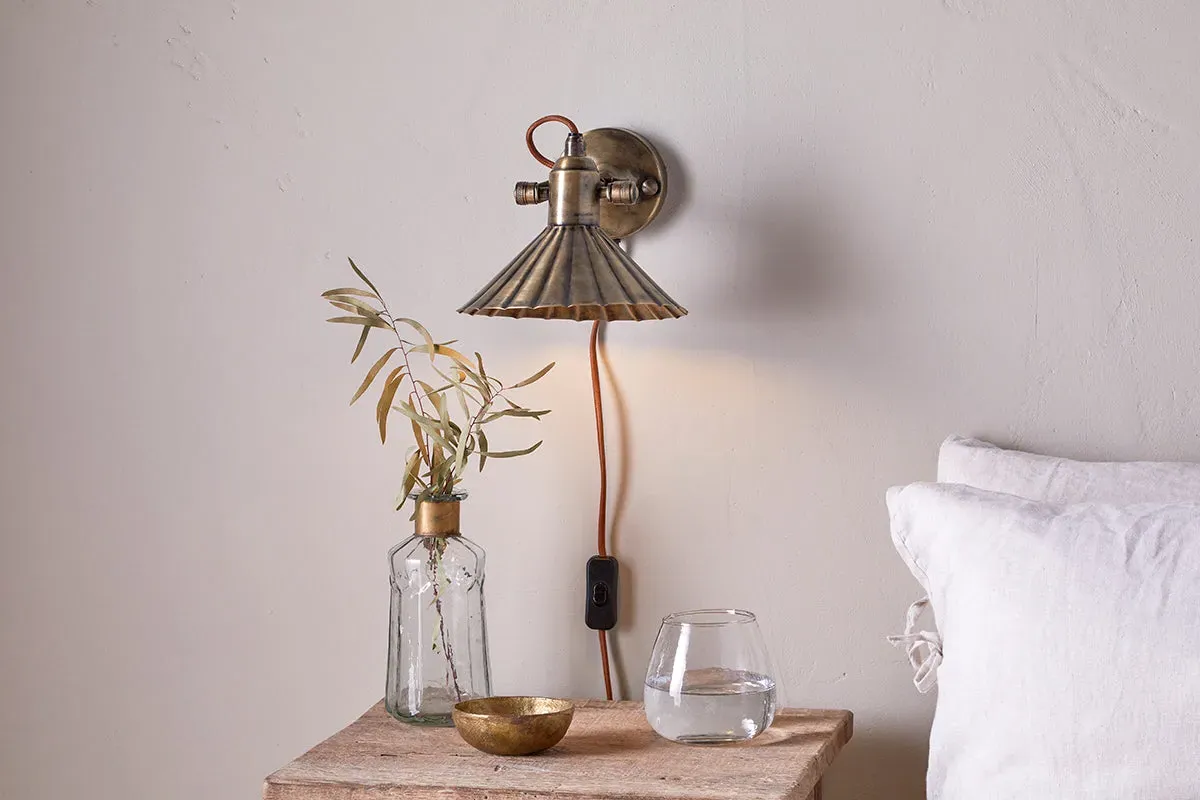 Moti Wall Lamp - Antique Brass image