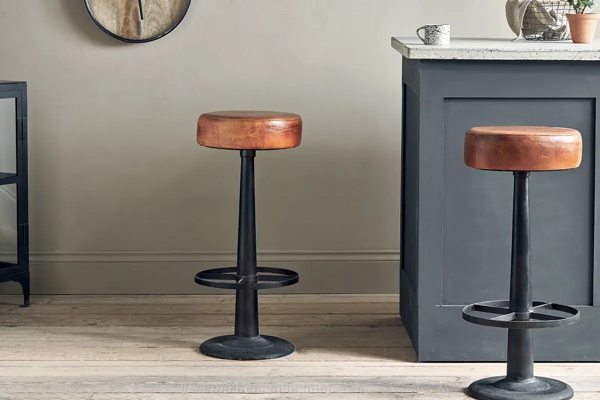 Narwana Round Stool - Aged Tan, Leather image