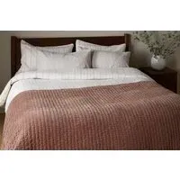 Nidra Bed Quilt - Rust, Velvet