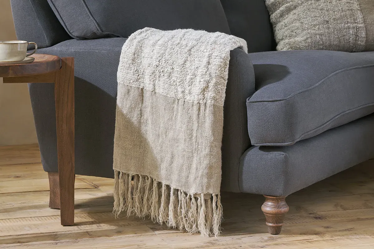 Puli Recycled Linen Throw - Natural image