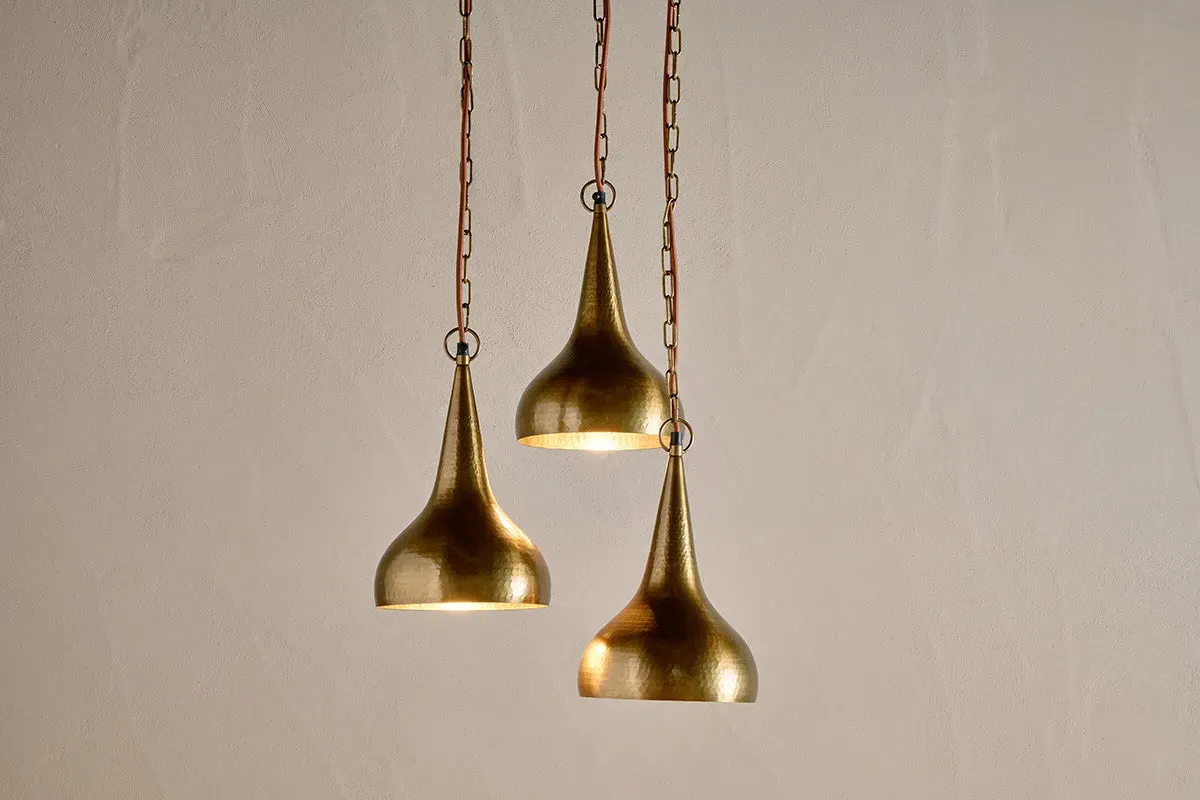 Quinn Hammered Metal Cluster Lamp - Antique Brass