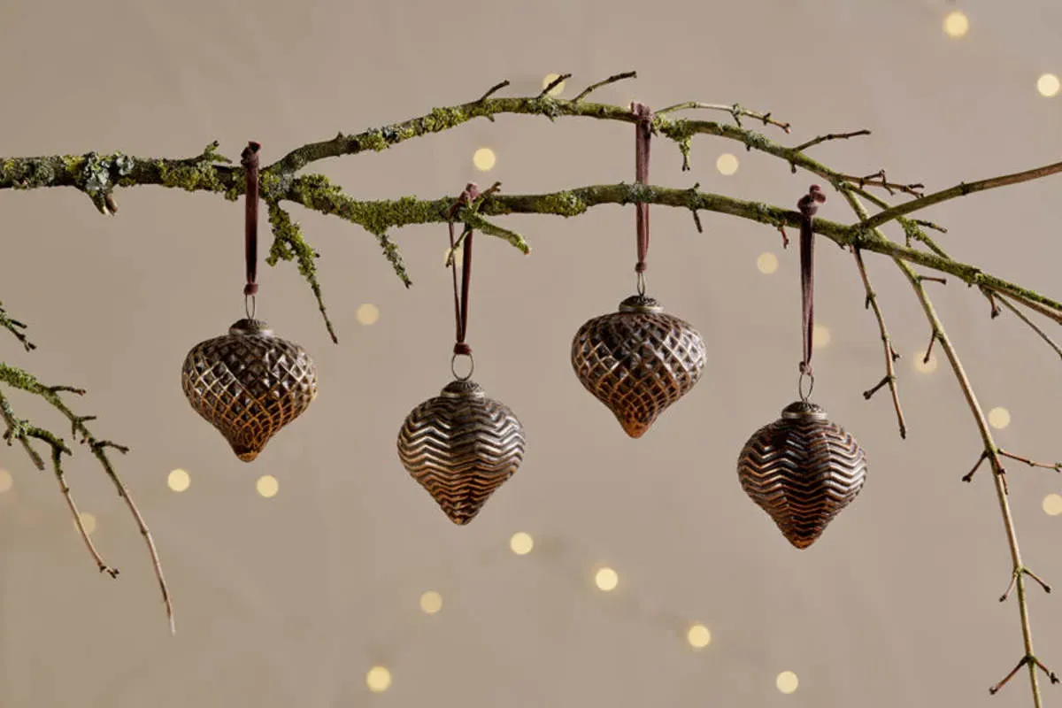 Varu Set of 4 Christmas Baubles - Black, Gold product