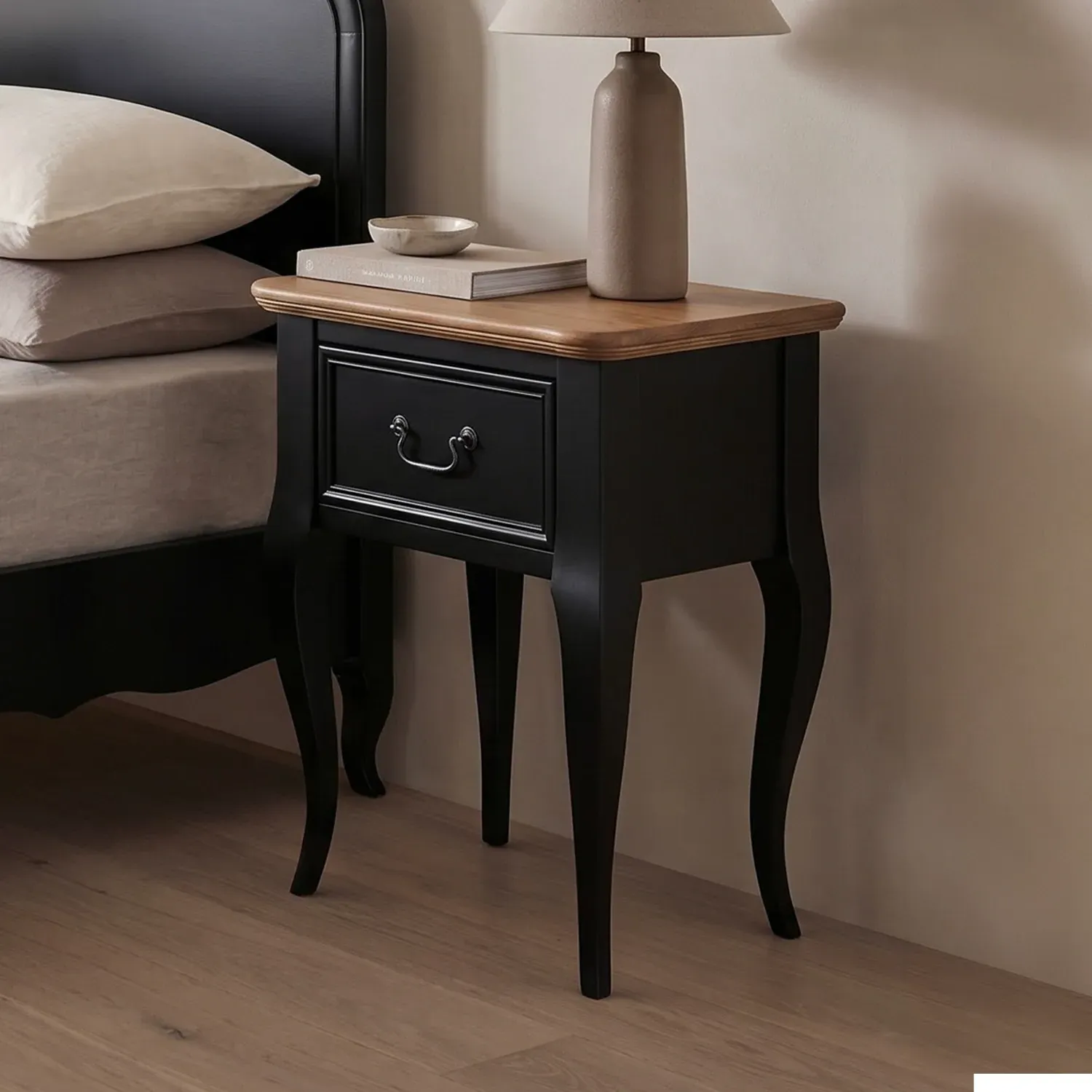 Chateau Noir 1 Drawer Bedside Table - Black, Oak product