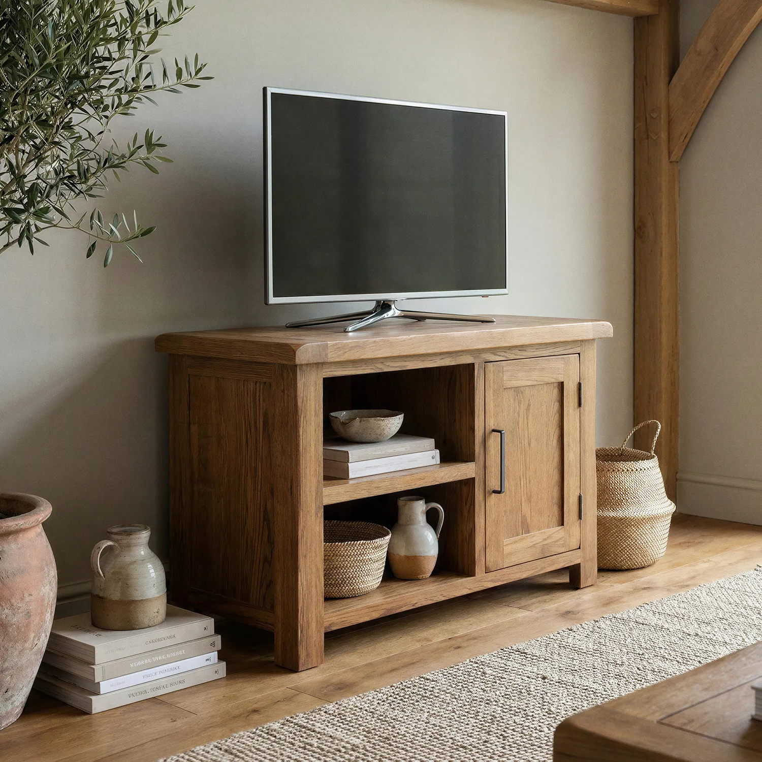 Harrogate Small TV Cabinet 1 Door & 2 Shelves - Rustic, Solid Oak product