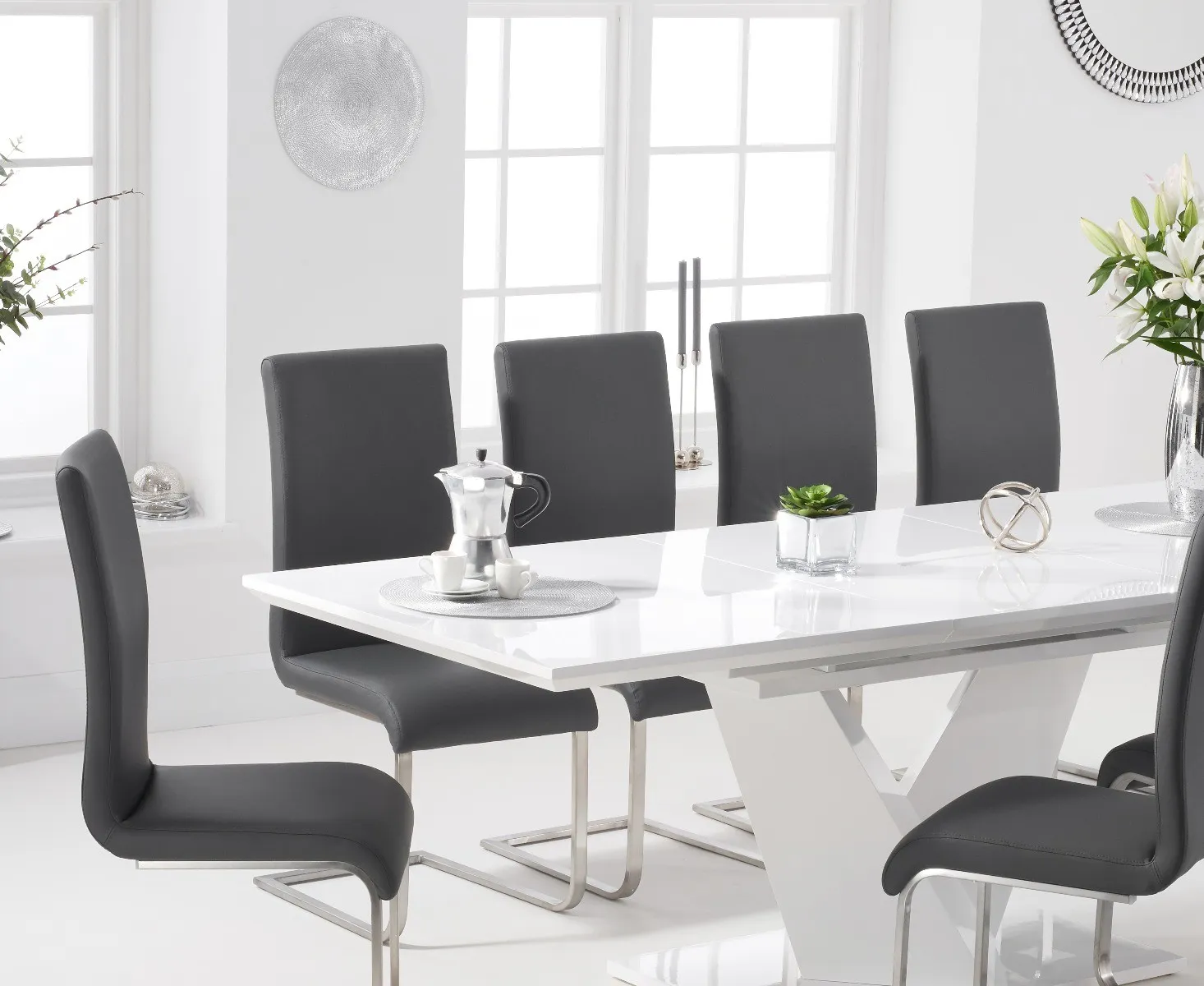 Vittorio Extendable Dining Table & 4 Austin Chairs - White, High Gloss product