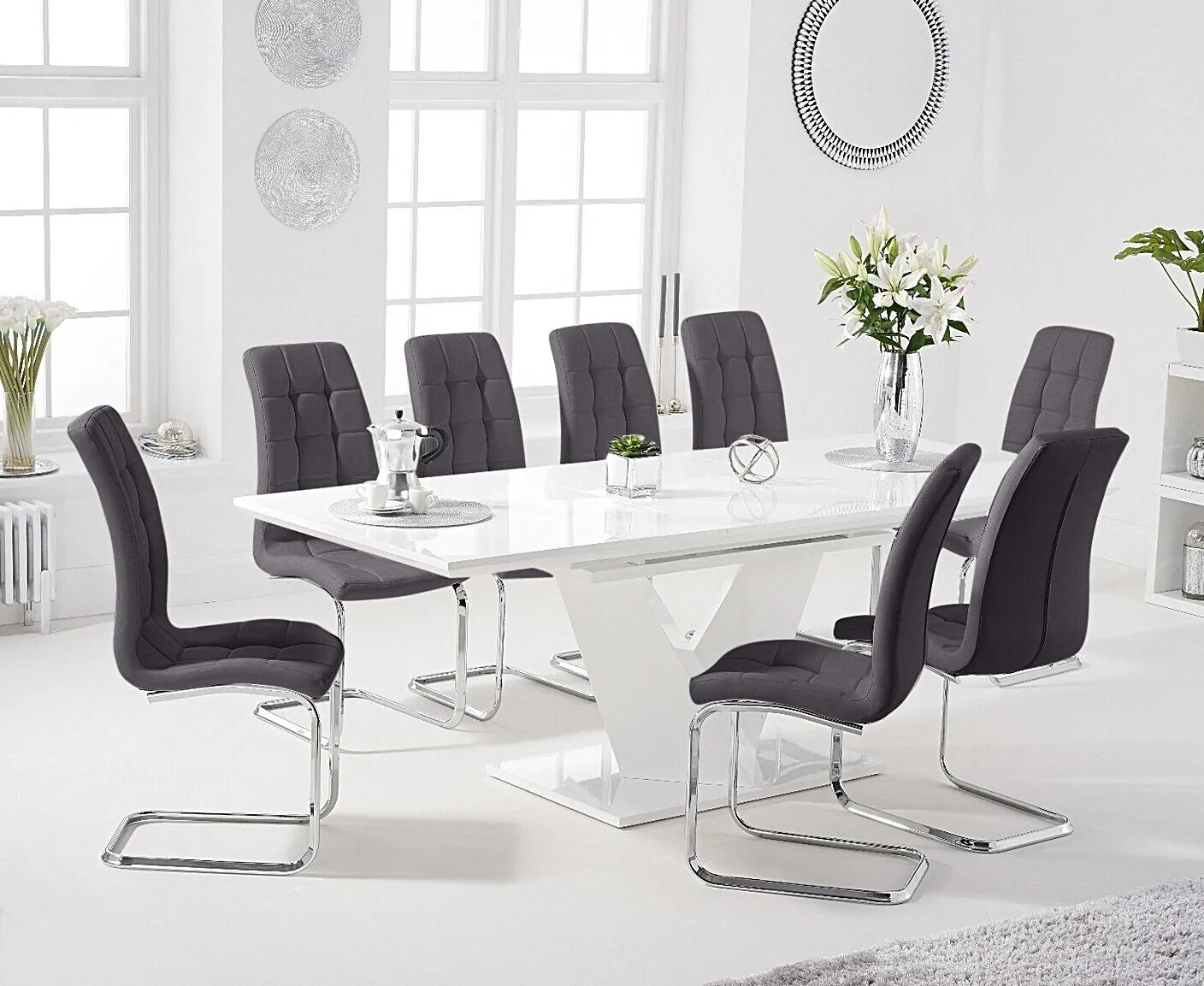 Vittorio Extendable Dining Table & 4 Vigo Chairs - White, High Gloss product