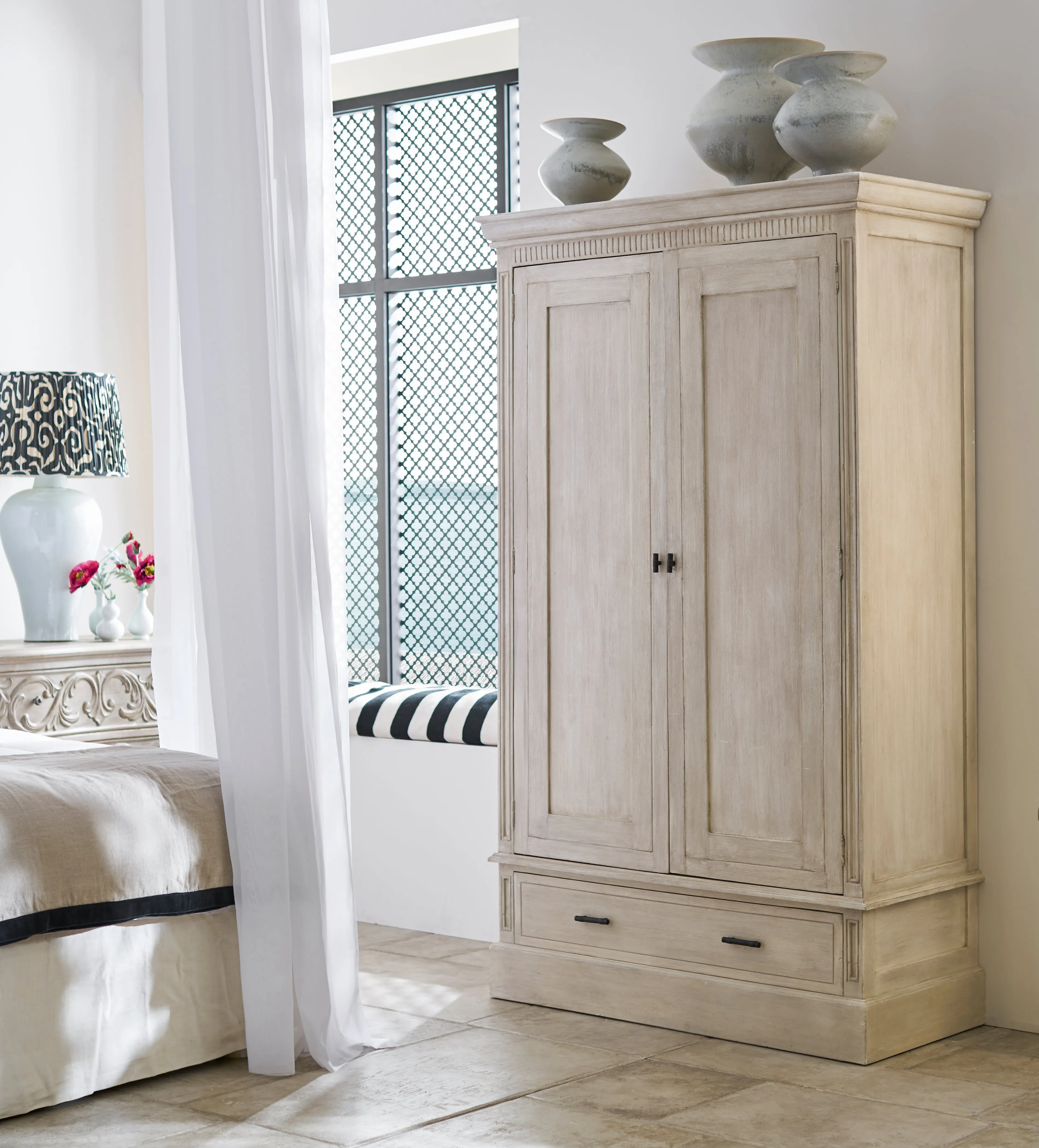 Grista Wardrobe with Carved Details - Nordic Grey product