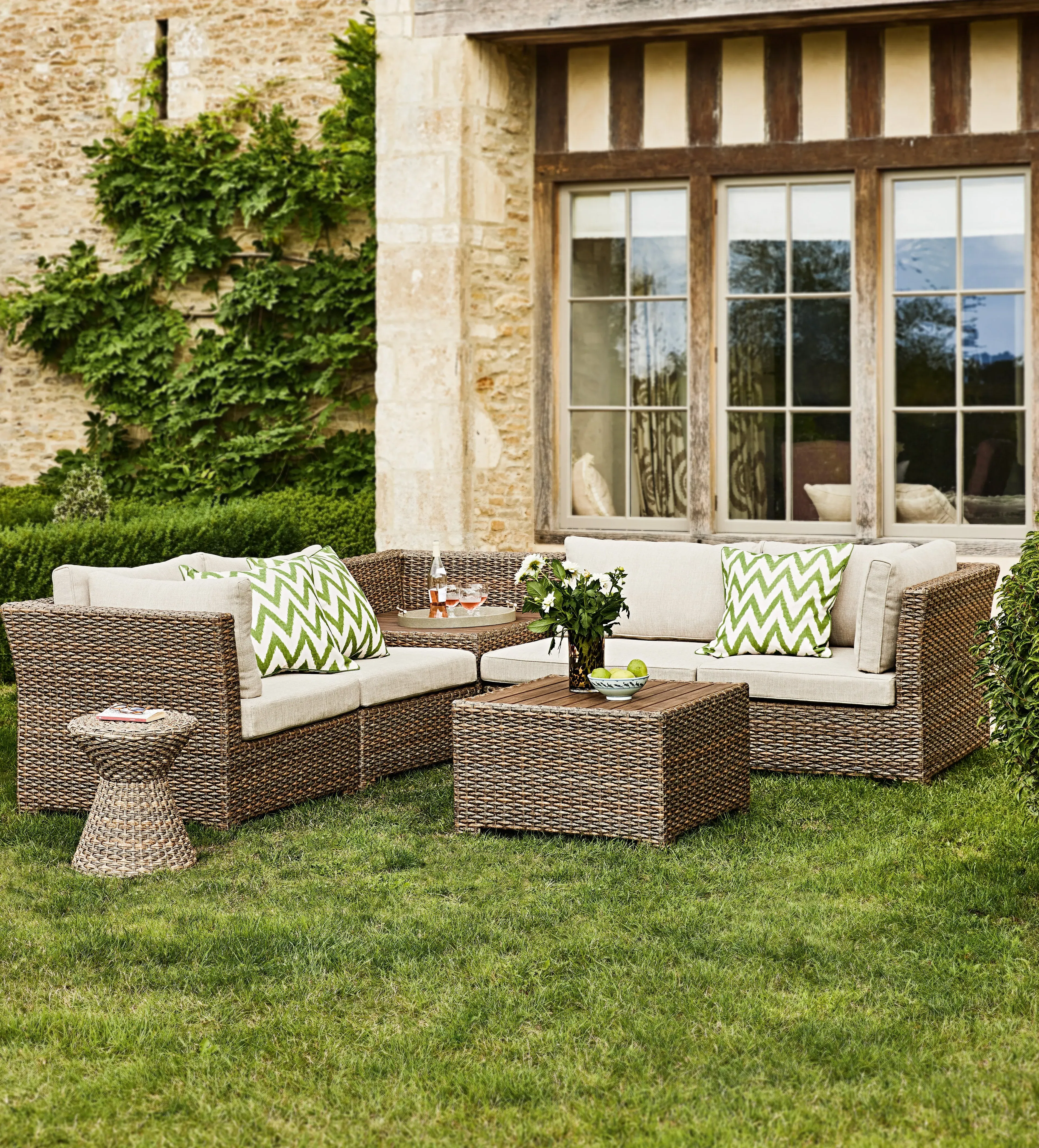 Humphry Corner Set and Coffee Table - Bark, Synthetic Rattan product