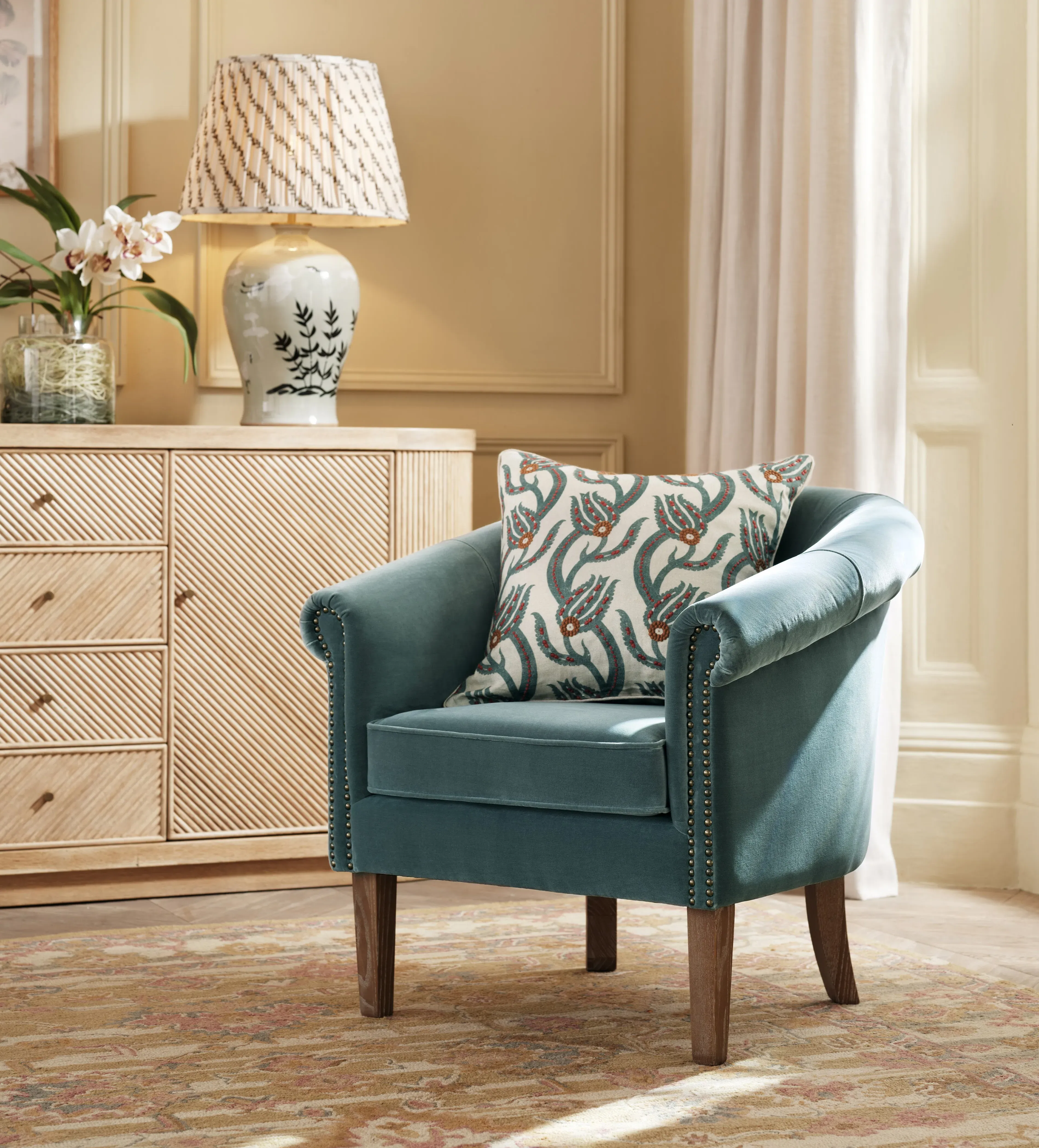 Regne Armchair - Gainsborough Blue, Velvet product
