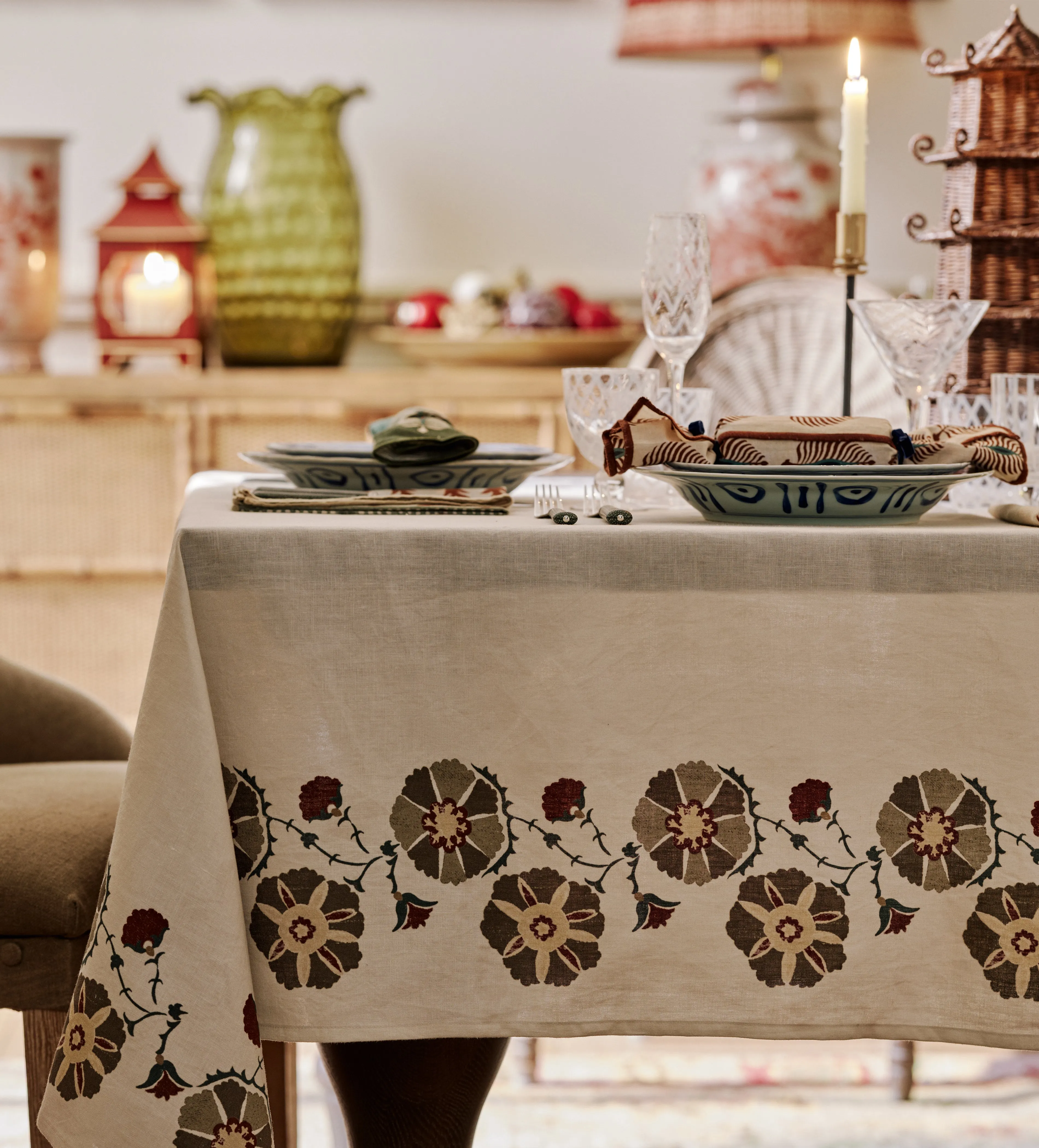 Suleyman Tablecloth - Dark Sage, Linen product
