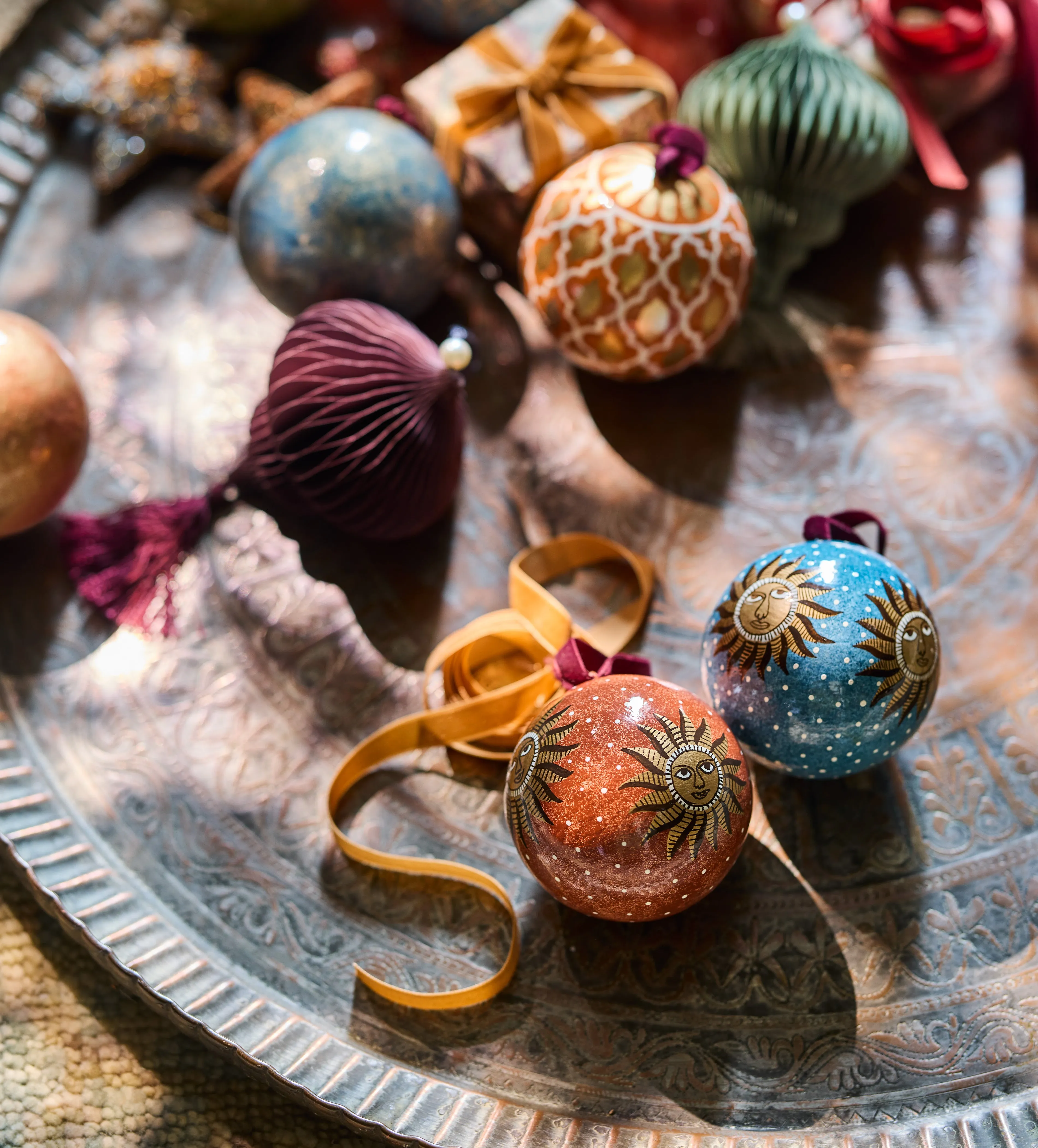 Surya Baubles Pair - Multi, Papier-Mâché by OKA