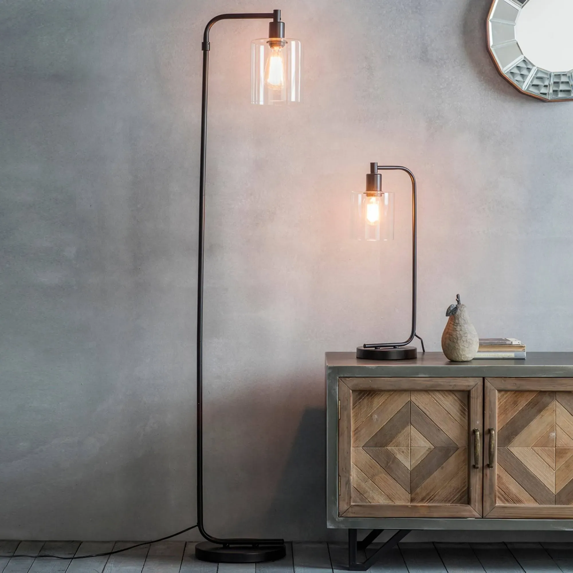 Chicago Floor Lamp - Black, Metal product