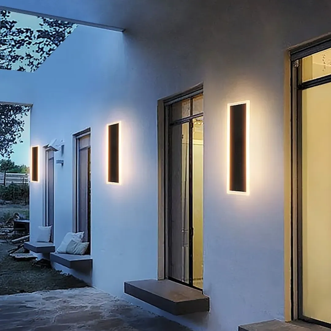 Ereo 30cm IP65 LED Wall Light - Black product