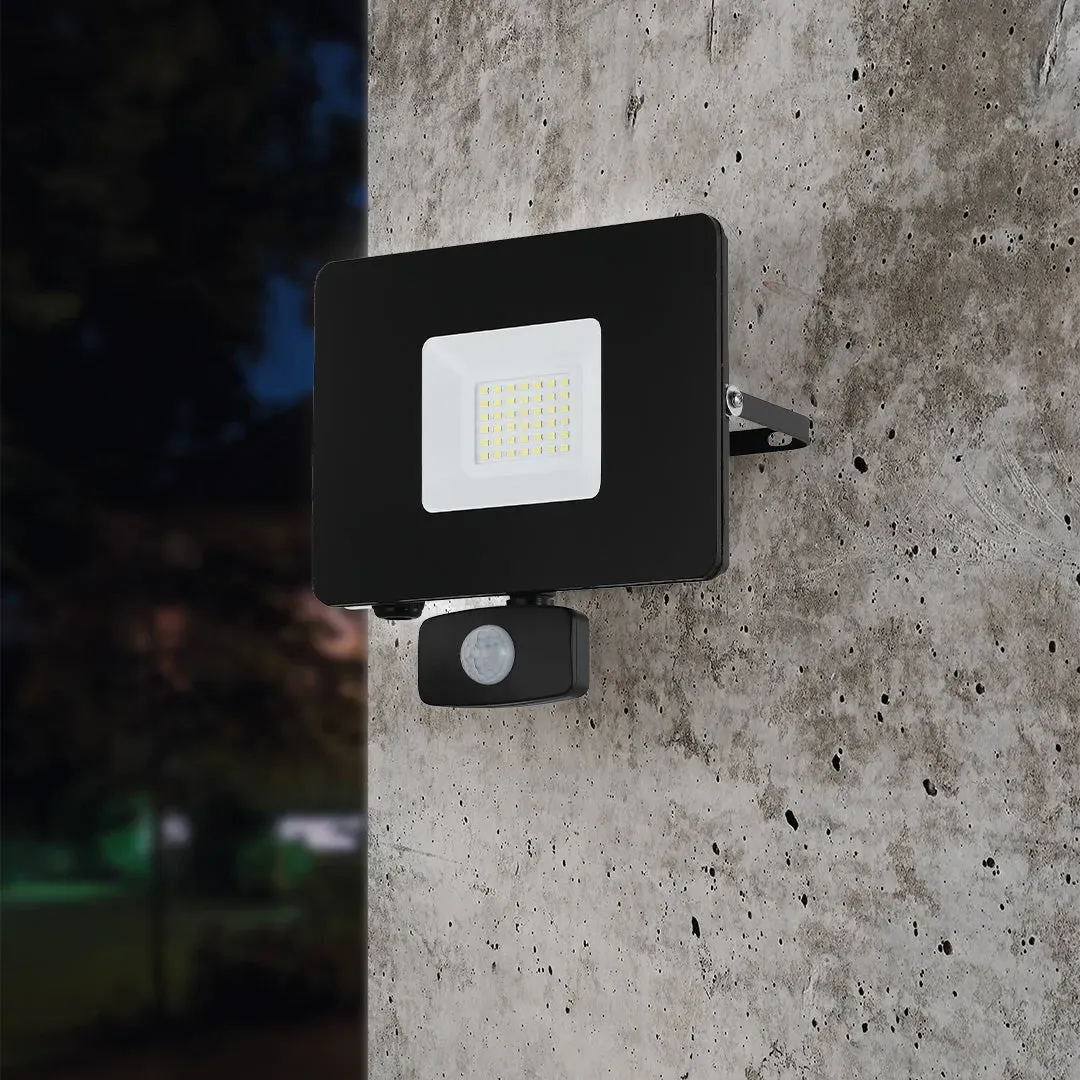 Faedo 3 30W PIR LED Floodlight IP44 - Black product