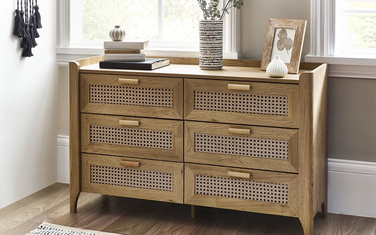 6-Drawer Wide Chest - Oak