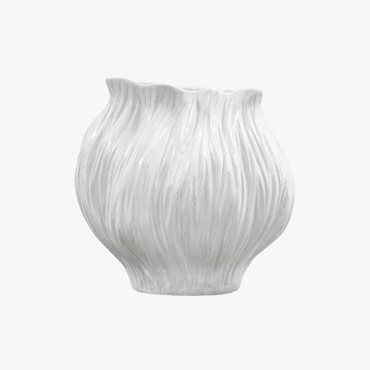 flow-vase-in-white-medium image