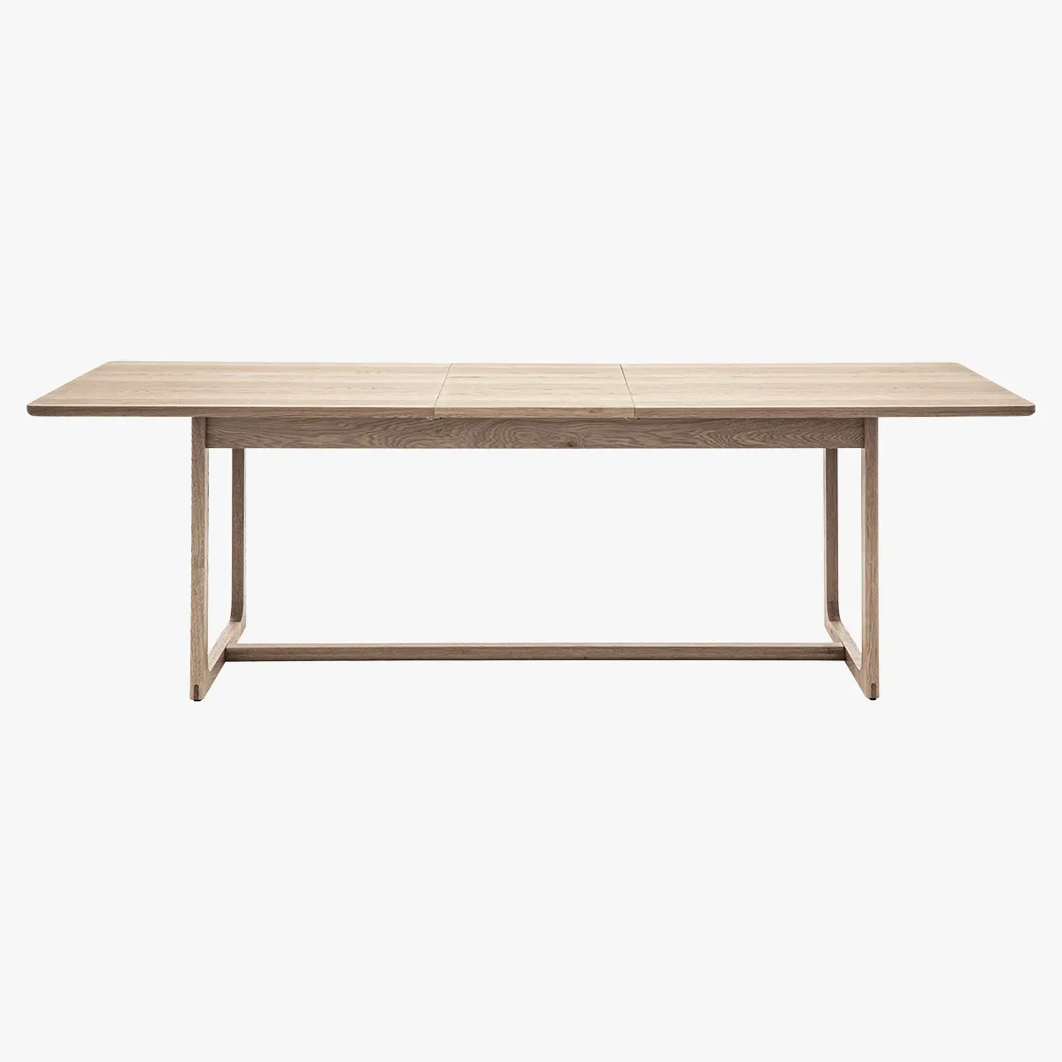 whittle-extendable-dining-table-in-smoked image