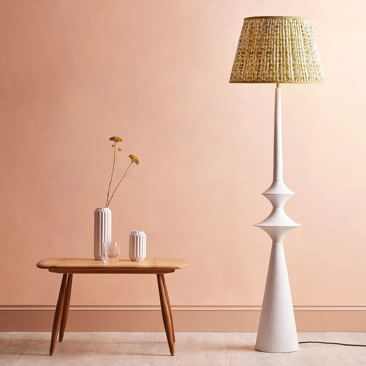 Baltas Standing Lamp - White product