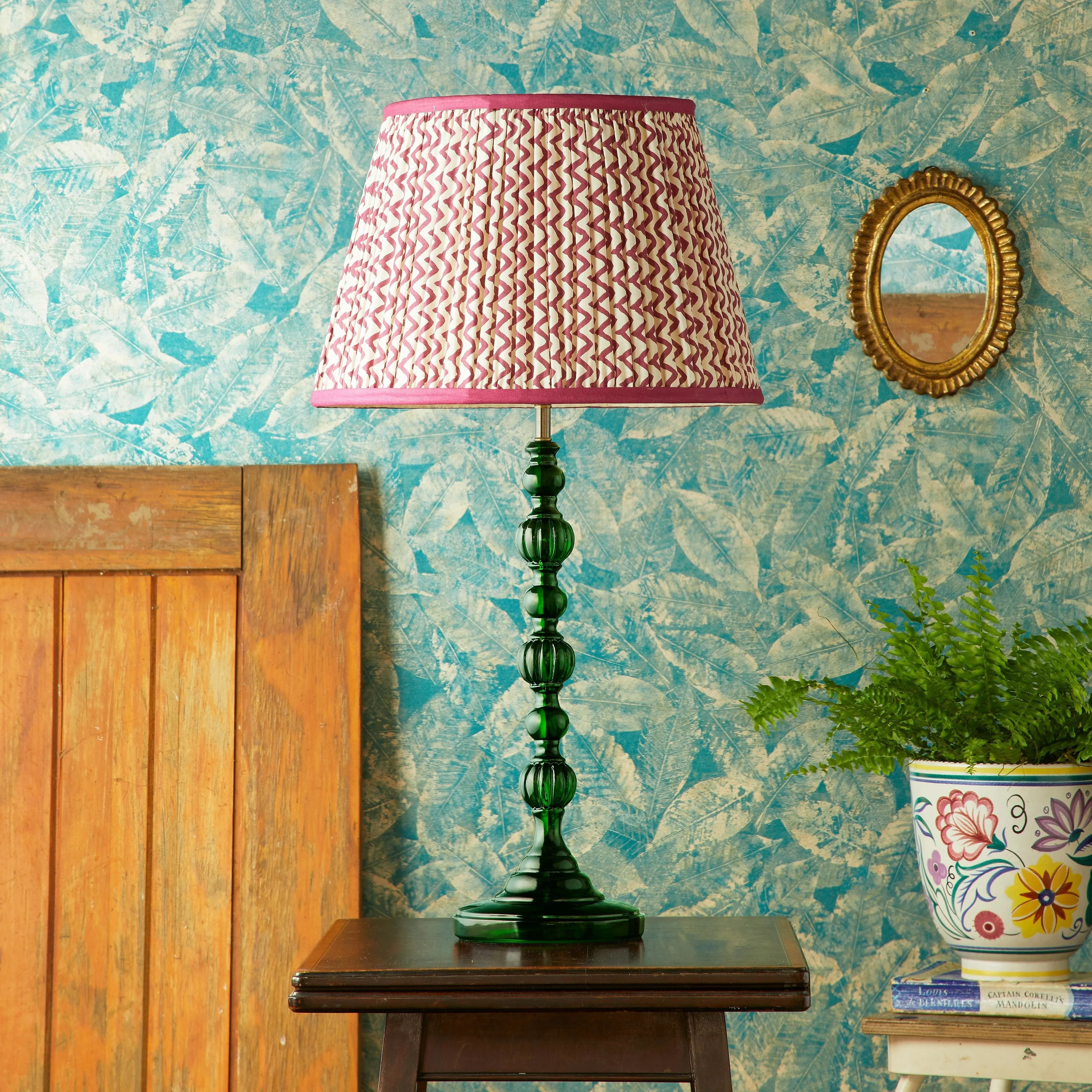 Lucas Table Lamp - Green, Resin product