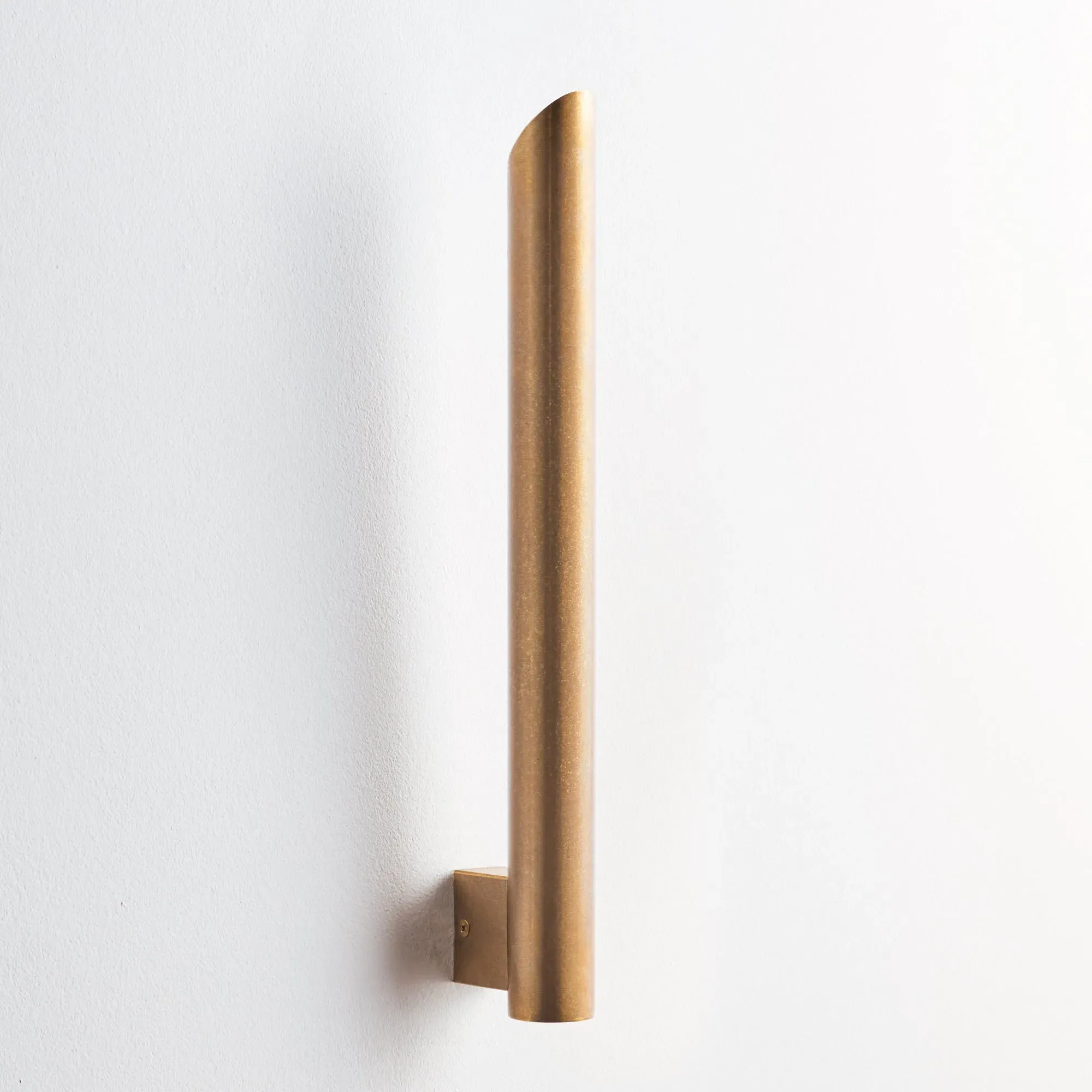Padme IP54 Uplighter Wall Light - Brass product