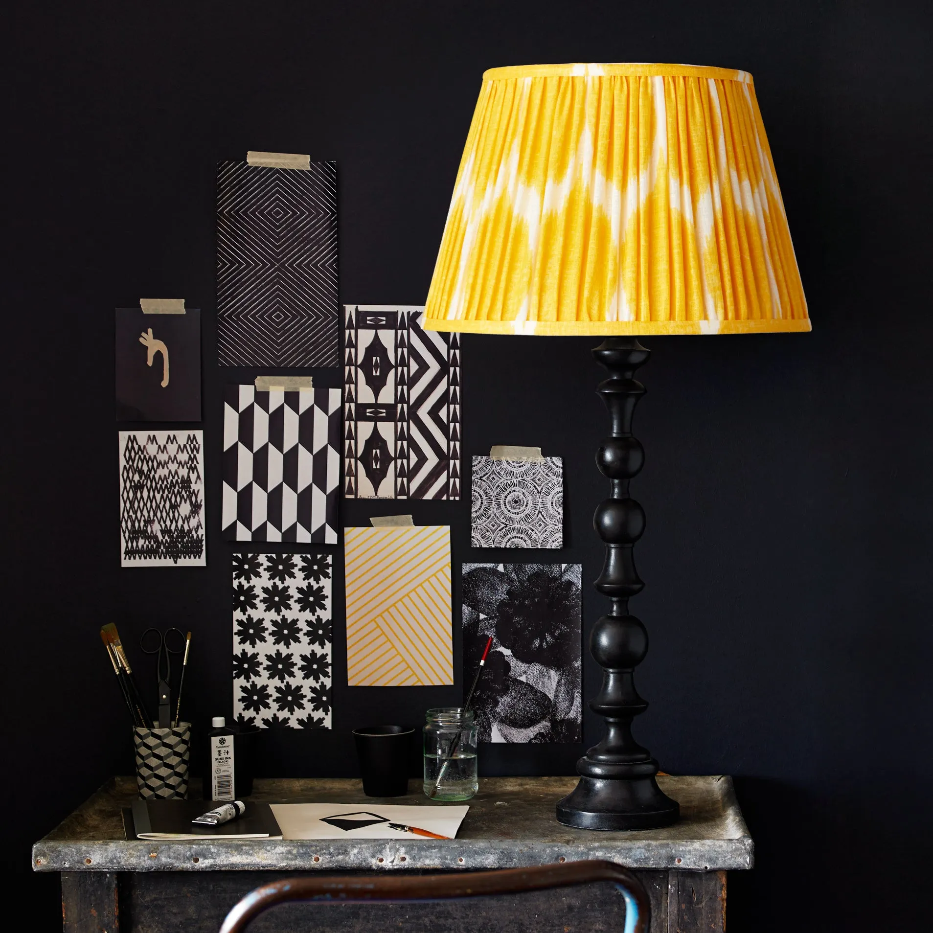 Paradiso Table Lamp - Black product