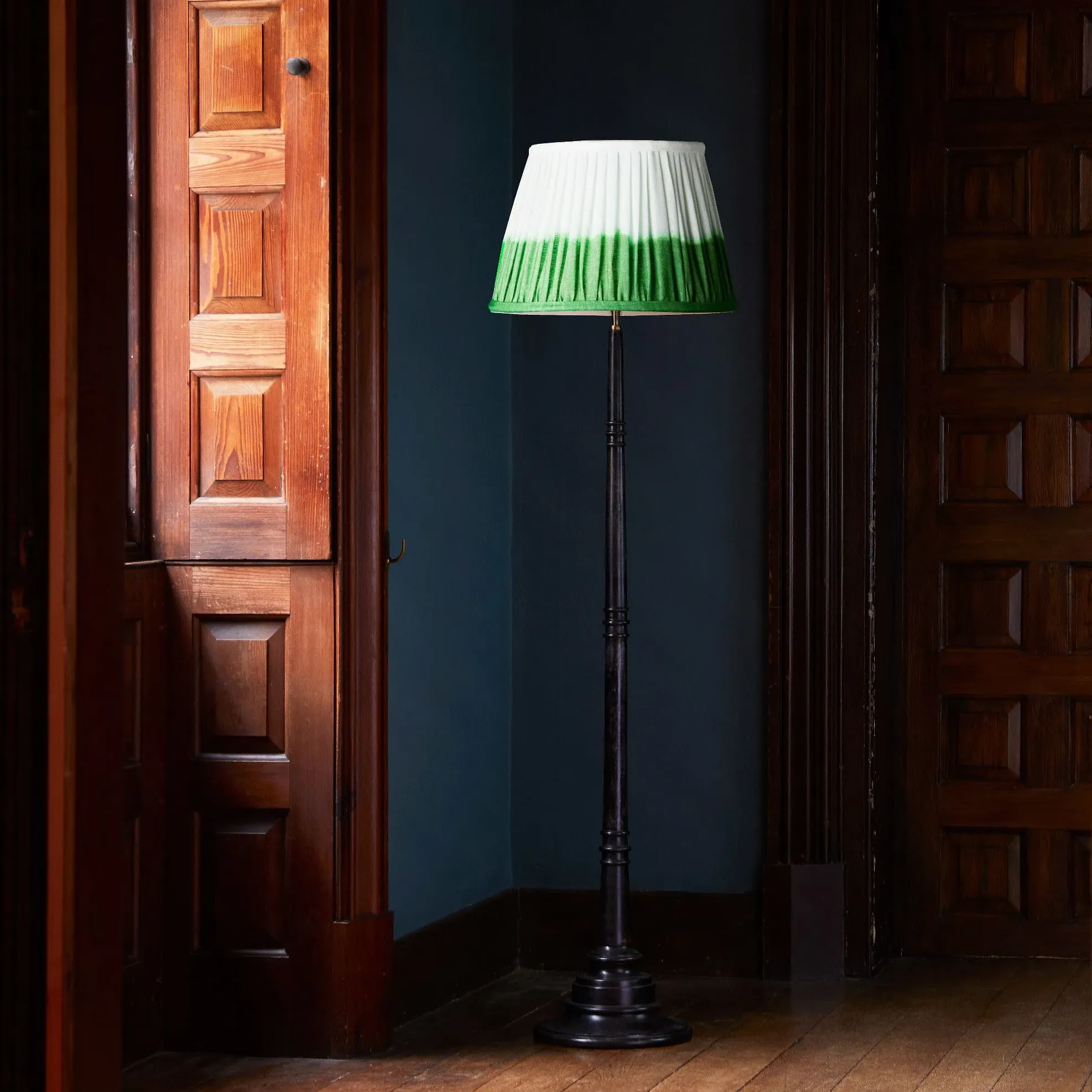 Samarkand Floor Lamp - Black product