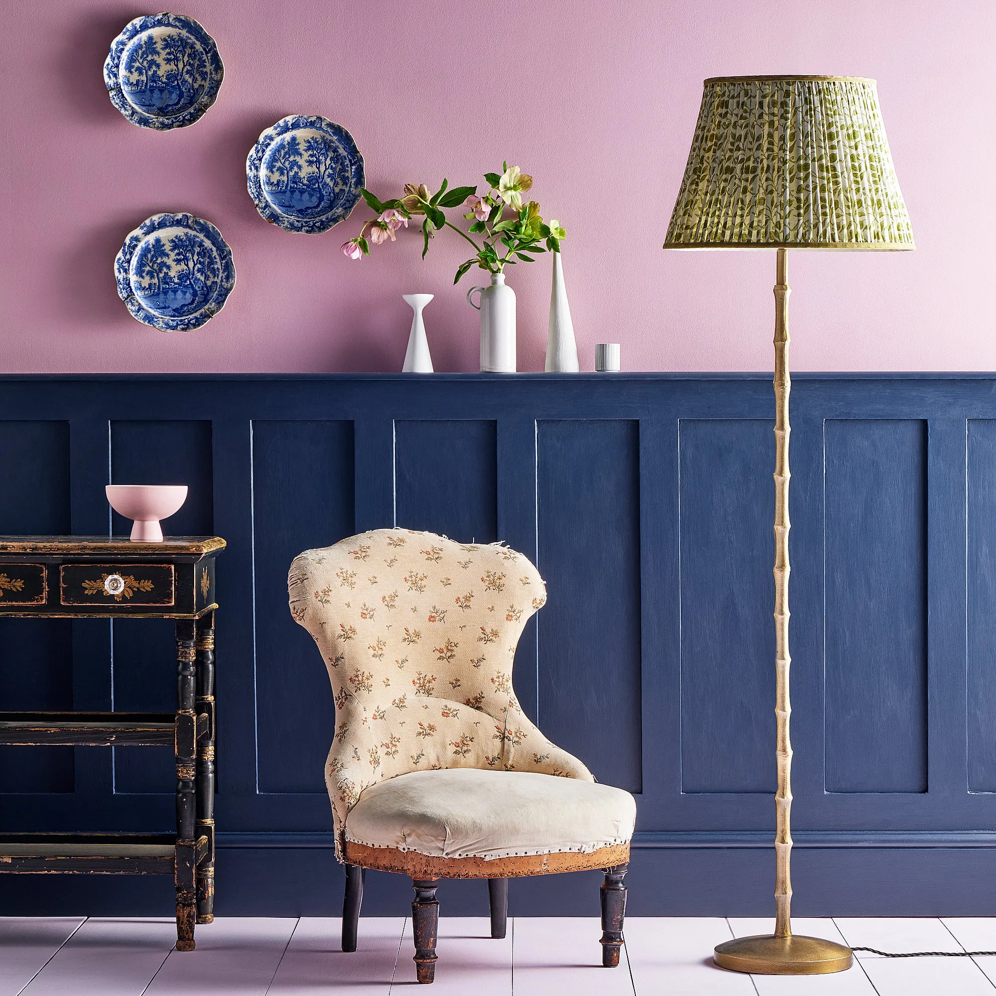 Sargasso Floor Lamp - Antique Brass product