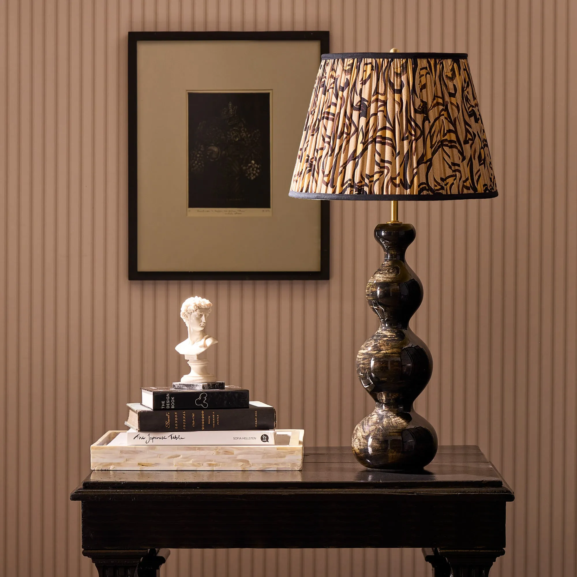 Wobster Table Lamp - Black, Lacquered Wood product