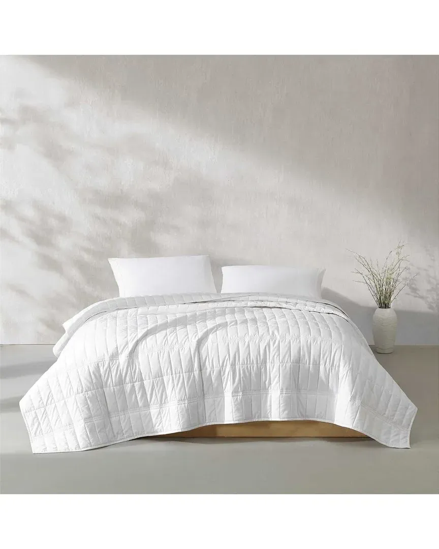 200 Thread Count Solid Washed Percale Cotton Quilt Set - White image