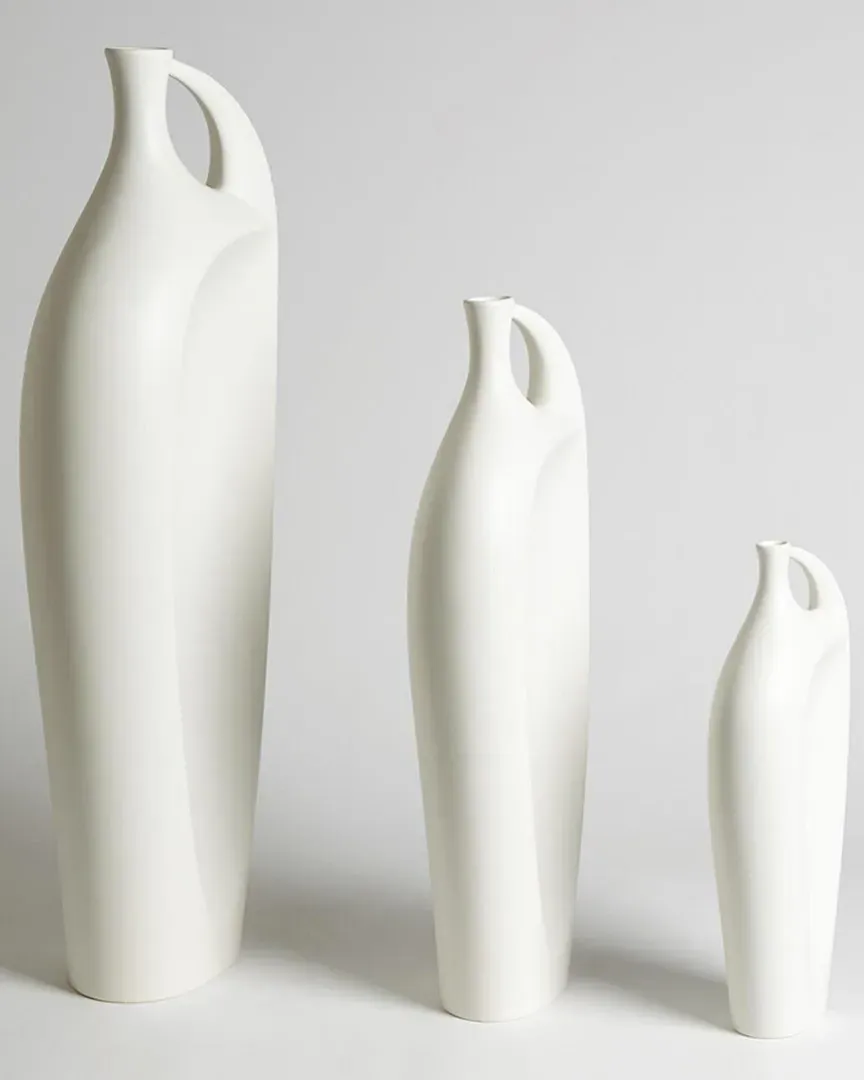 Indentation Vase - White