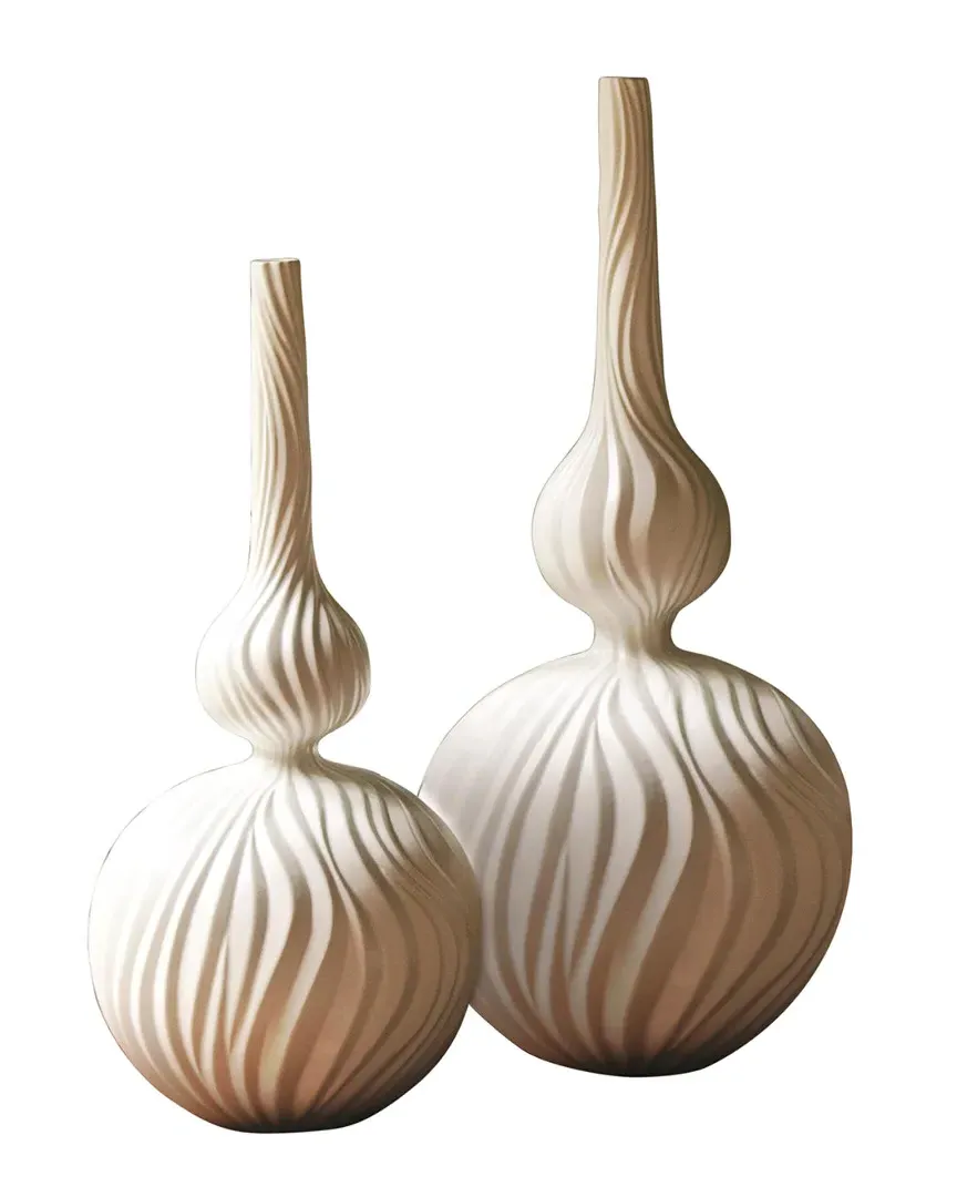 Magura Vase - White, Ceramic image